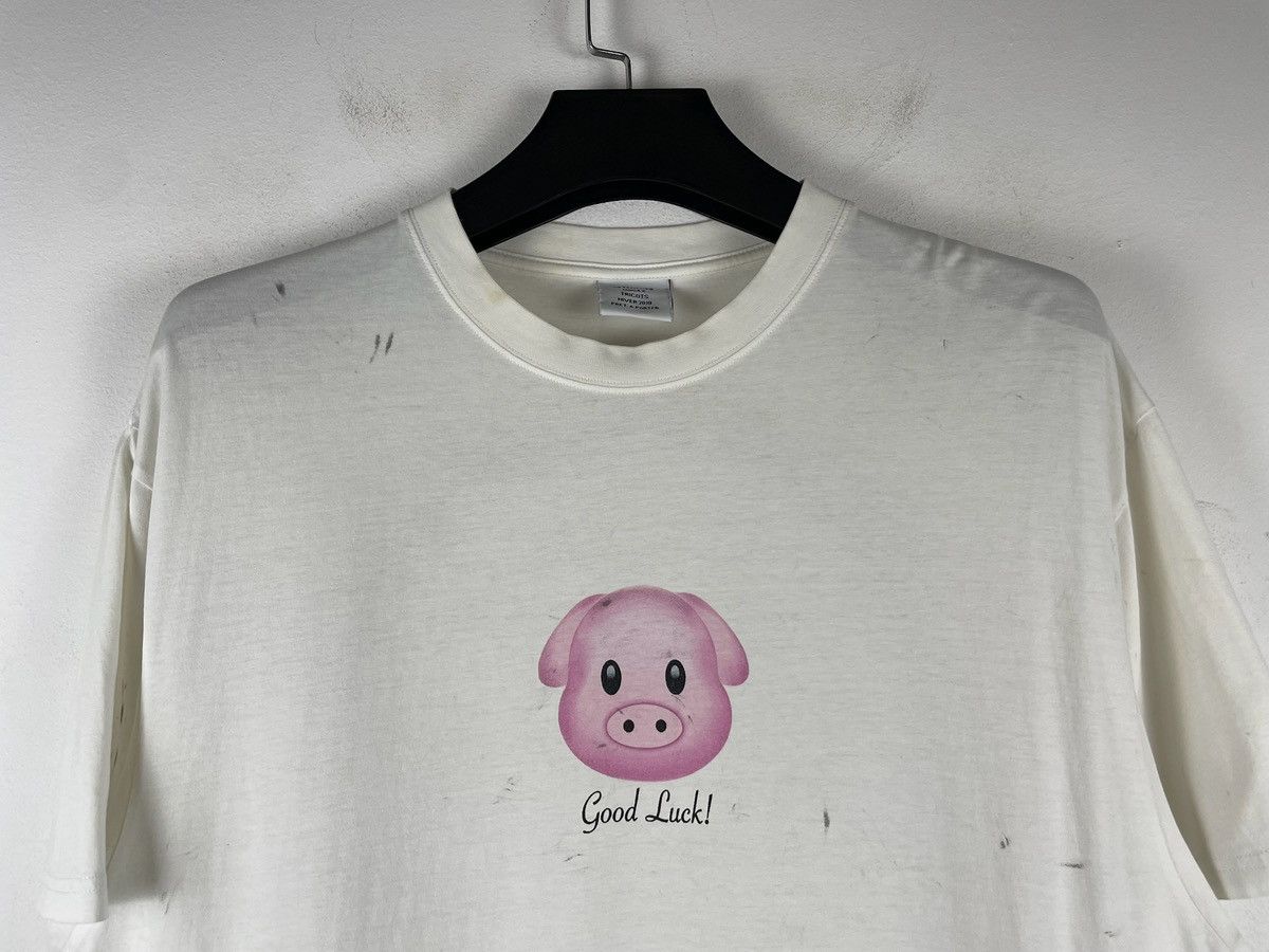 Vetements Vetements Lucky Pig Calendar Tee Size US S / EU 44-46 / 1 - 7 Thumbnail