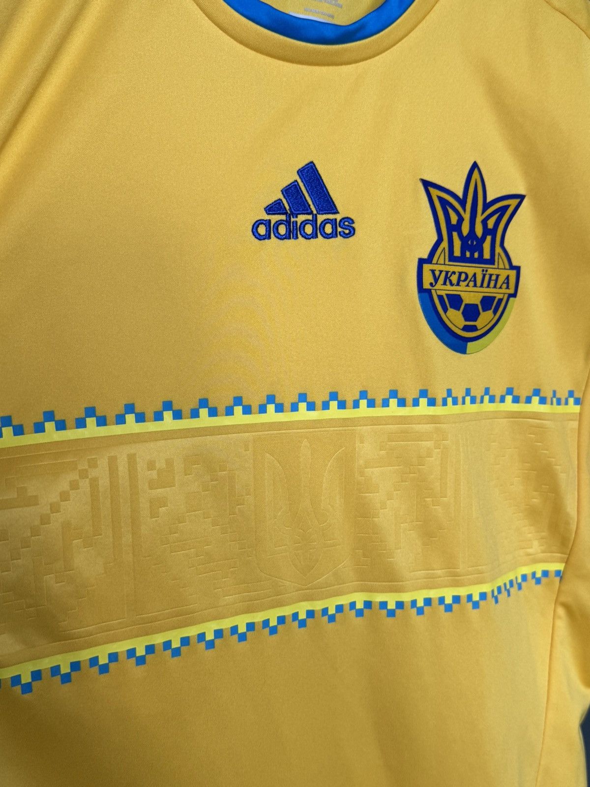 Adidas Ukraine National Team 12/14 Home Football Jersey T-Shirt Size US S / EU 44-46 / 1 - 3 Thumbnail