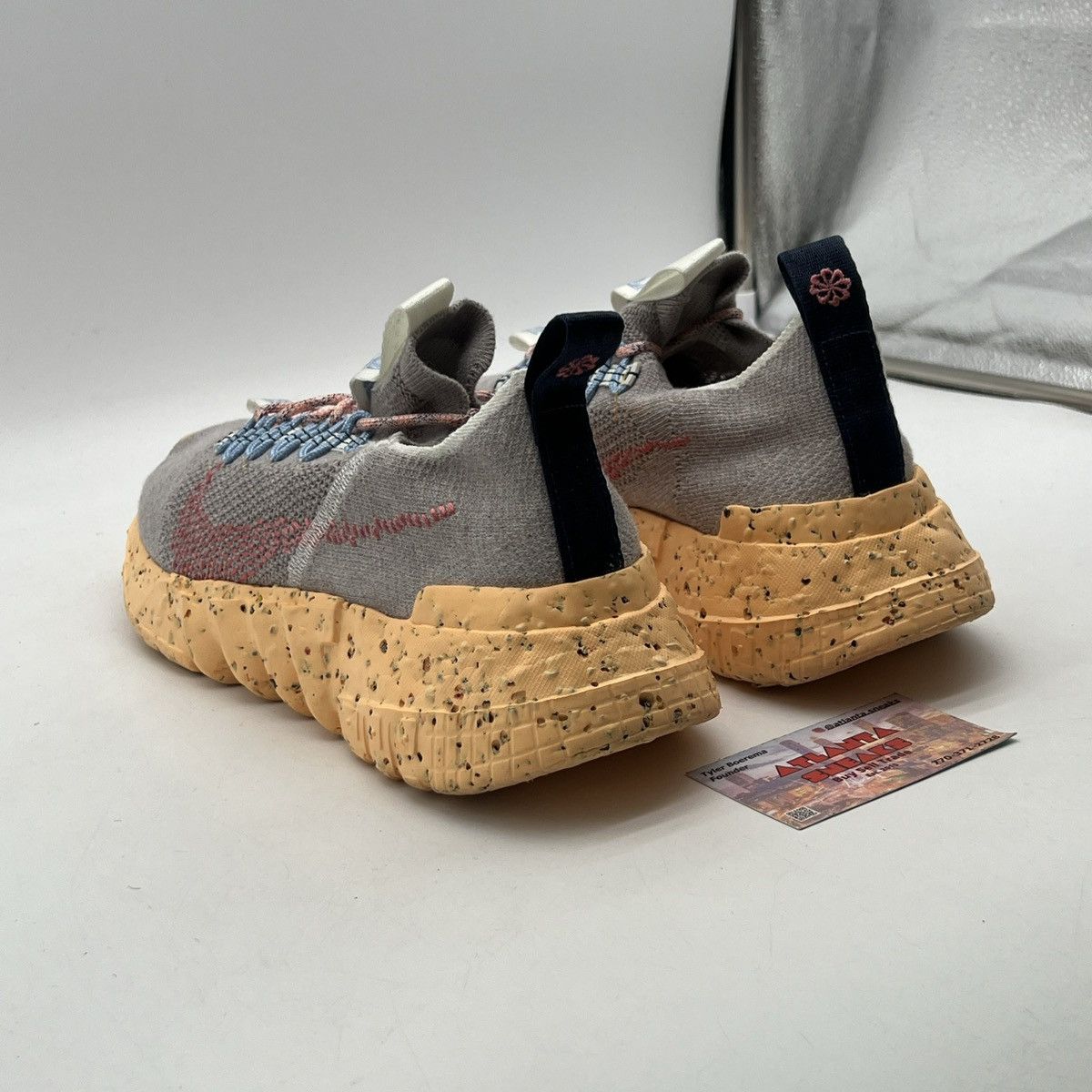 Nike Space hippie 01 melon tint Size US 11.5 / EU 44-45 - 4 Thumbnail