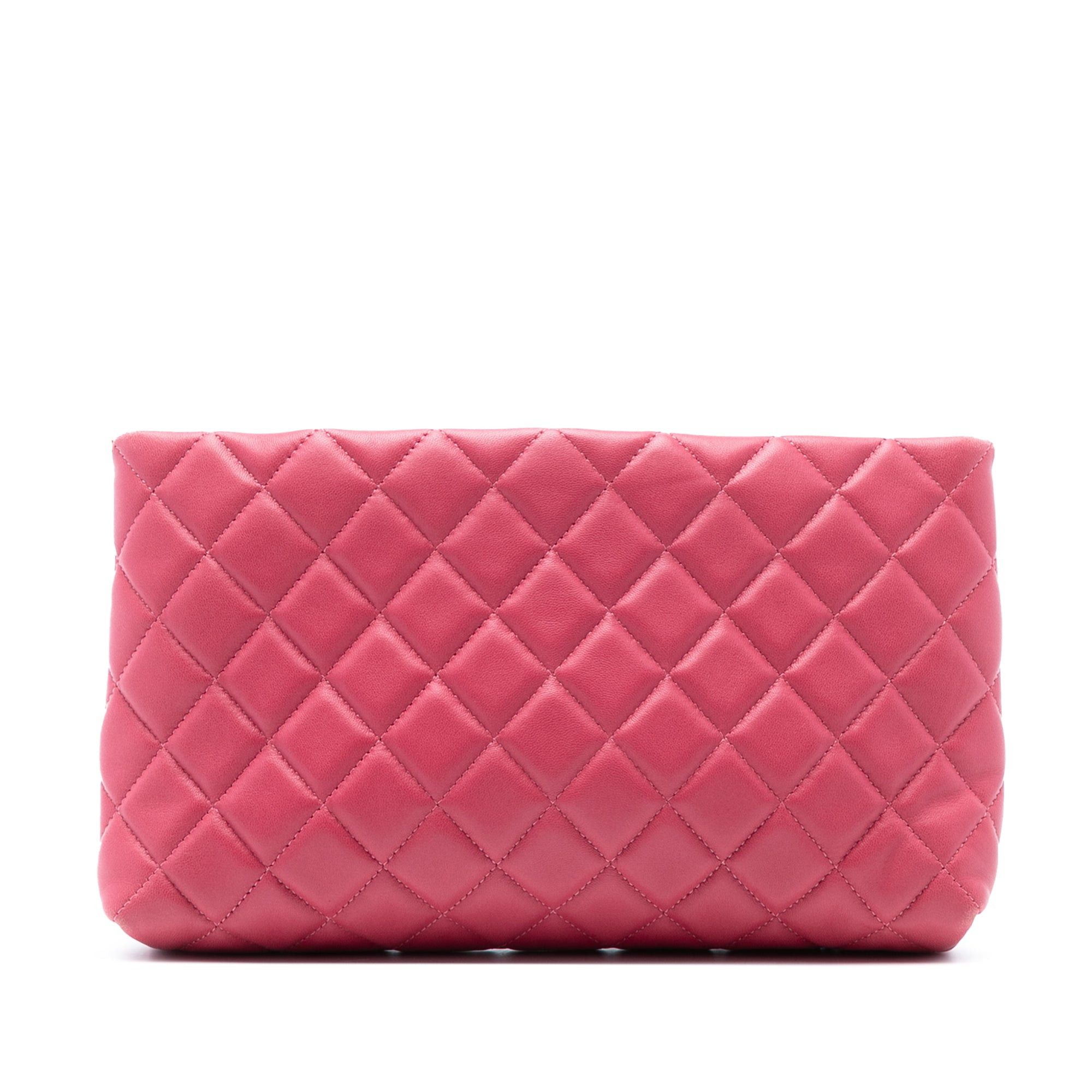 Chanel Quilted Lambskin Kiss Lock Clutch Size ONE SIZE - 1 Thumbnail