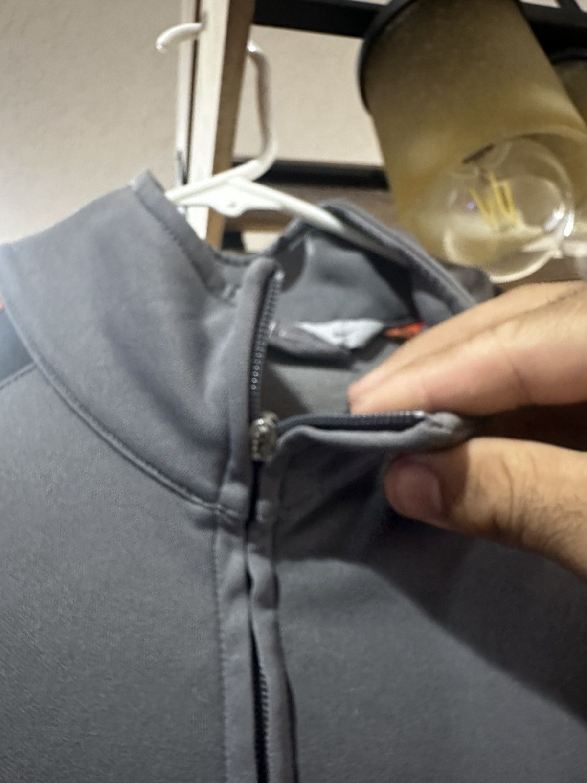 Nike VINTAGE Nike Zip up Size US XL / EU 56 / 4 - 3 Thumbnail