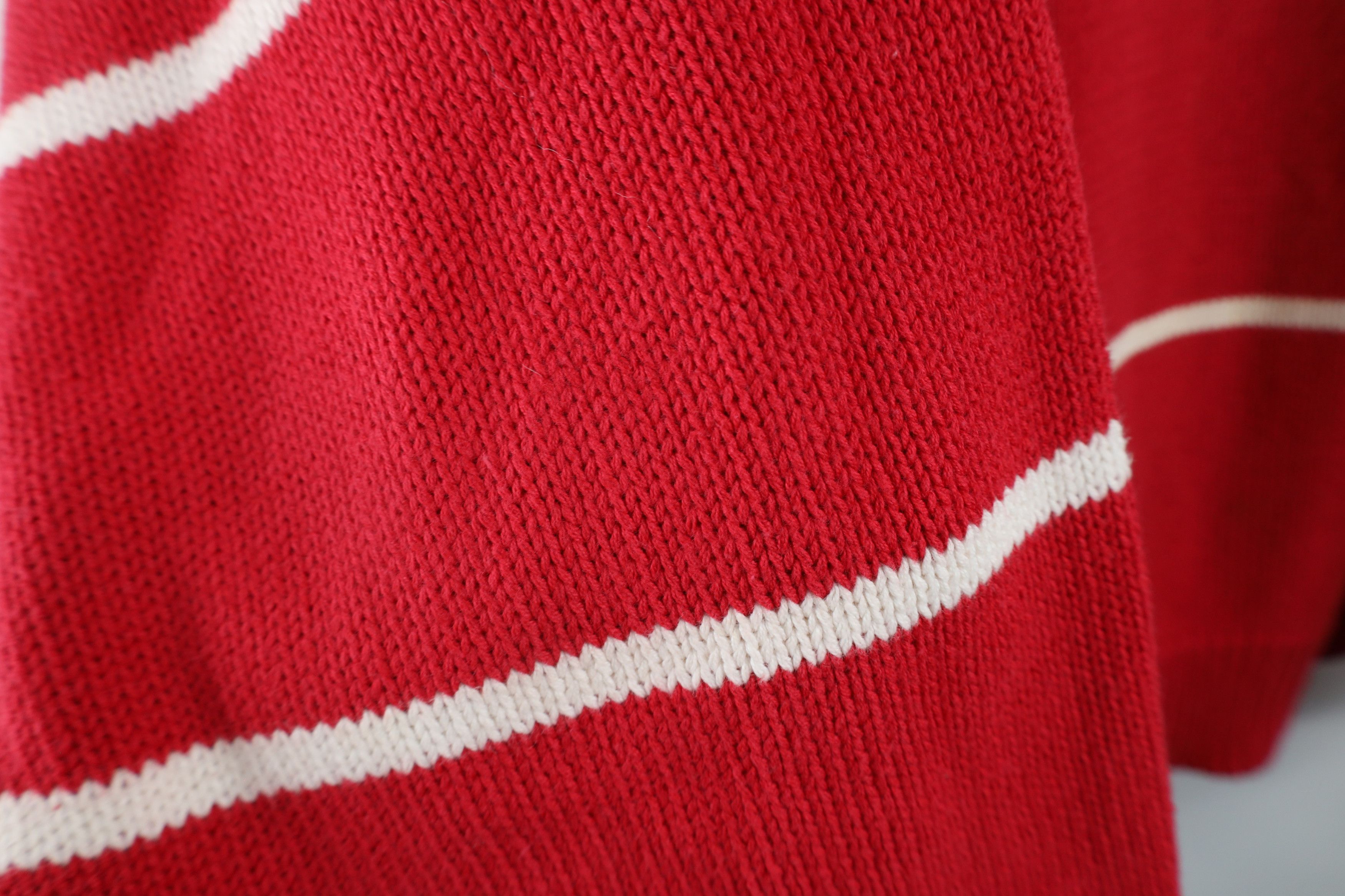 Eddie Bauer × Vintage Vintage 90s Eddie Bauer Cotton Knit Crewneck Sweater Red Size US L / EU 52-54 / 3 - 5 Thumbnail