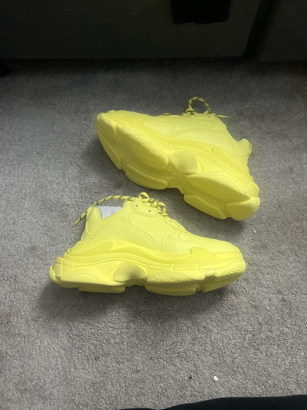 Balenciaga Balenciaga Triple S Sneaker Rare Colorway Size US 7 / IT 37 - 2 Thumbnail