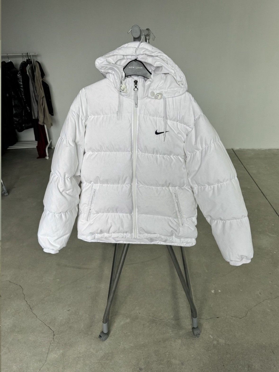 Nike Vintage Nike Spellout Down Puffer Jacket Size US M / EU 48-50 / 2 - 8 Thumbnail