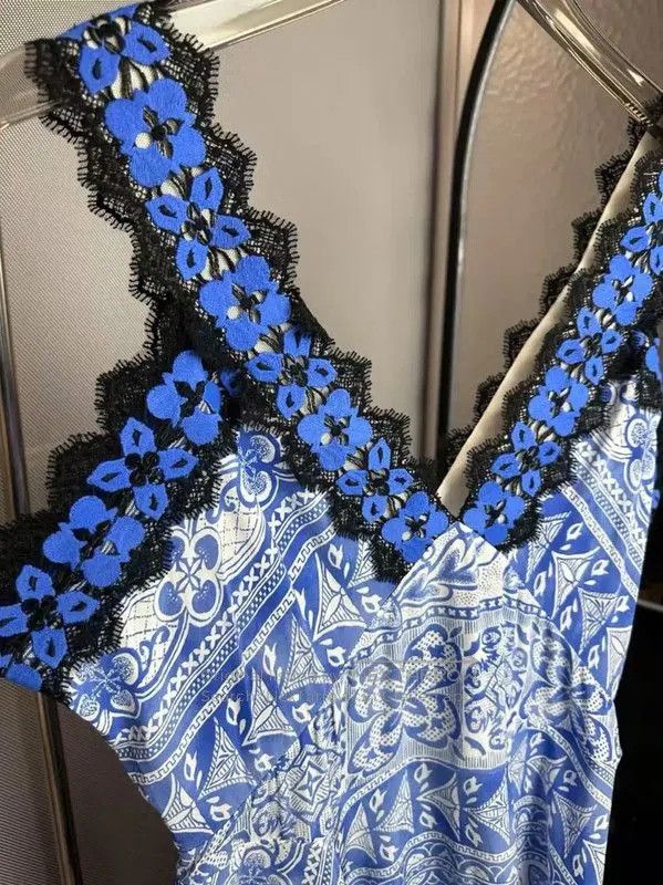 Louis Vuitton Louis Vuitton Blue Silk Dress for Women . Size S / US 4 / IT 40 - 3 Thumbnail
