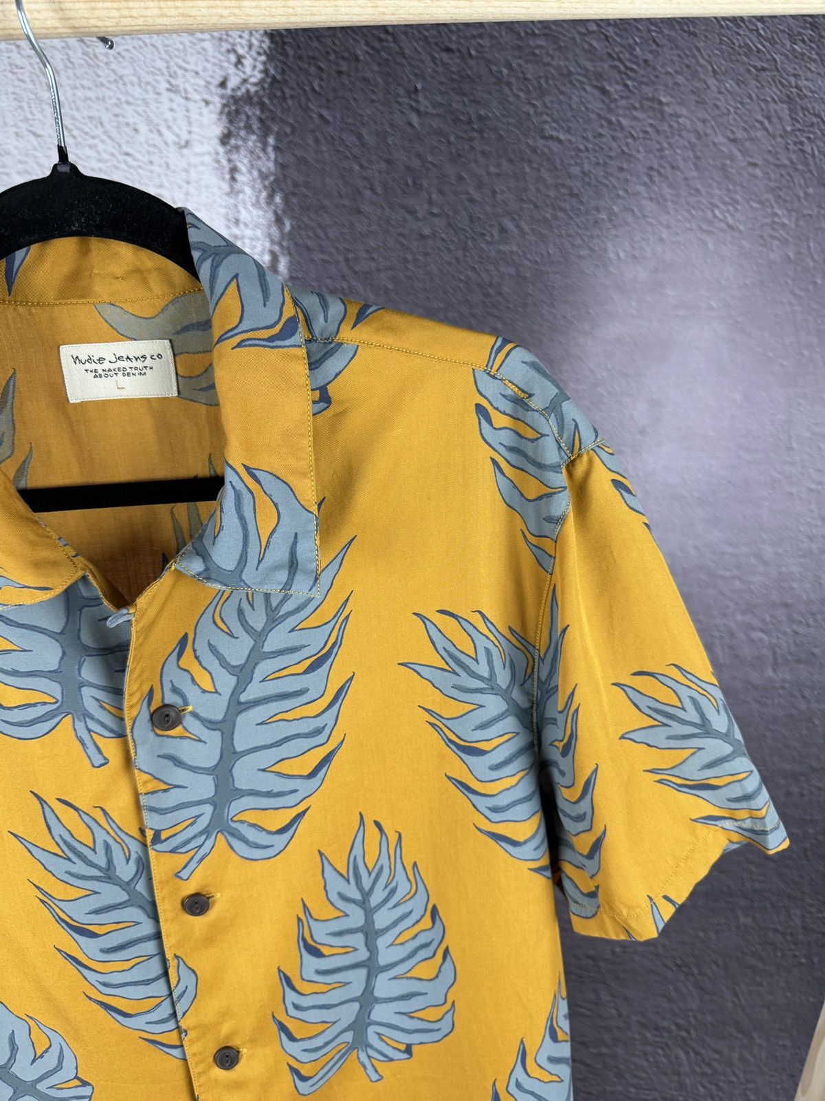 Nudie Jeans NUDIE JEANS CO. Mens ARVID LEAF Floral LOOP COLLAR Shirt Size US L / EU 52-54 / 3 - 10 Thumbnail
