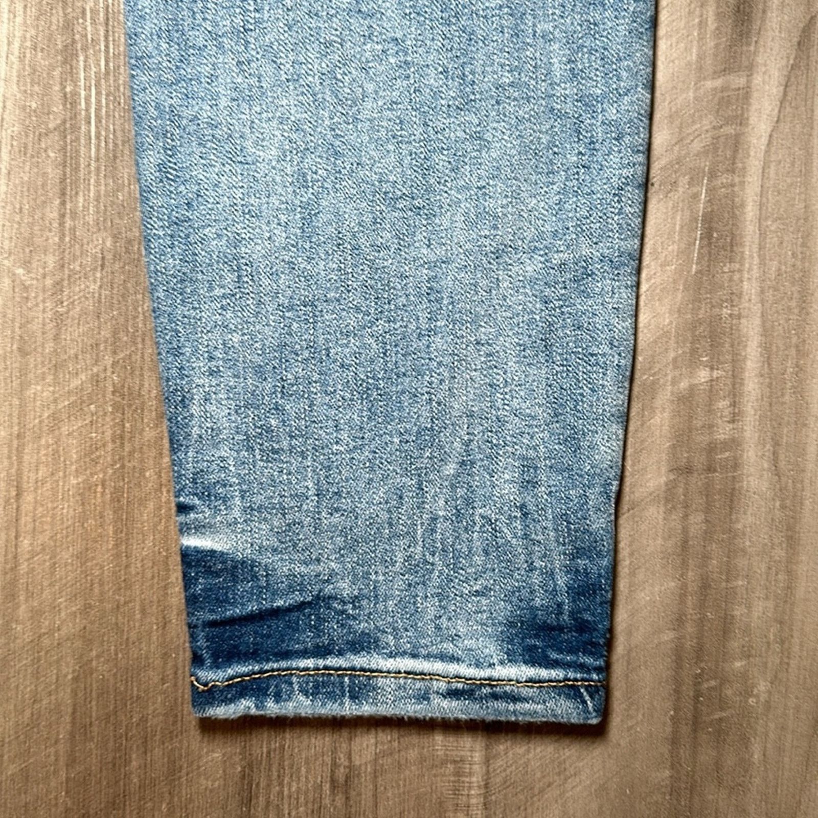 DL1961 DL1961 Florence Instasculpt Cropped Belmont Jeans - 28 Size 28" / US 6 / IT 42 - 3 Thumbnail
