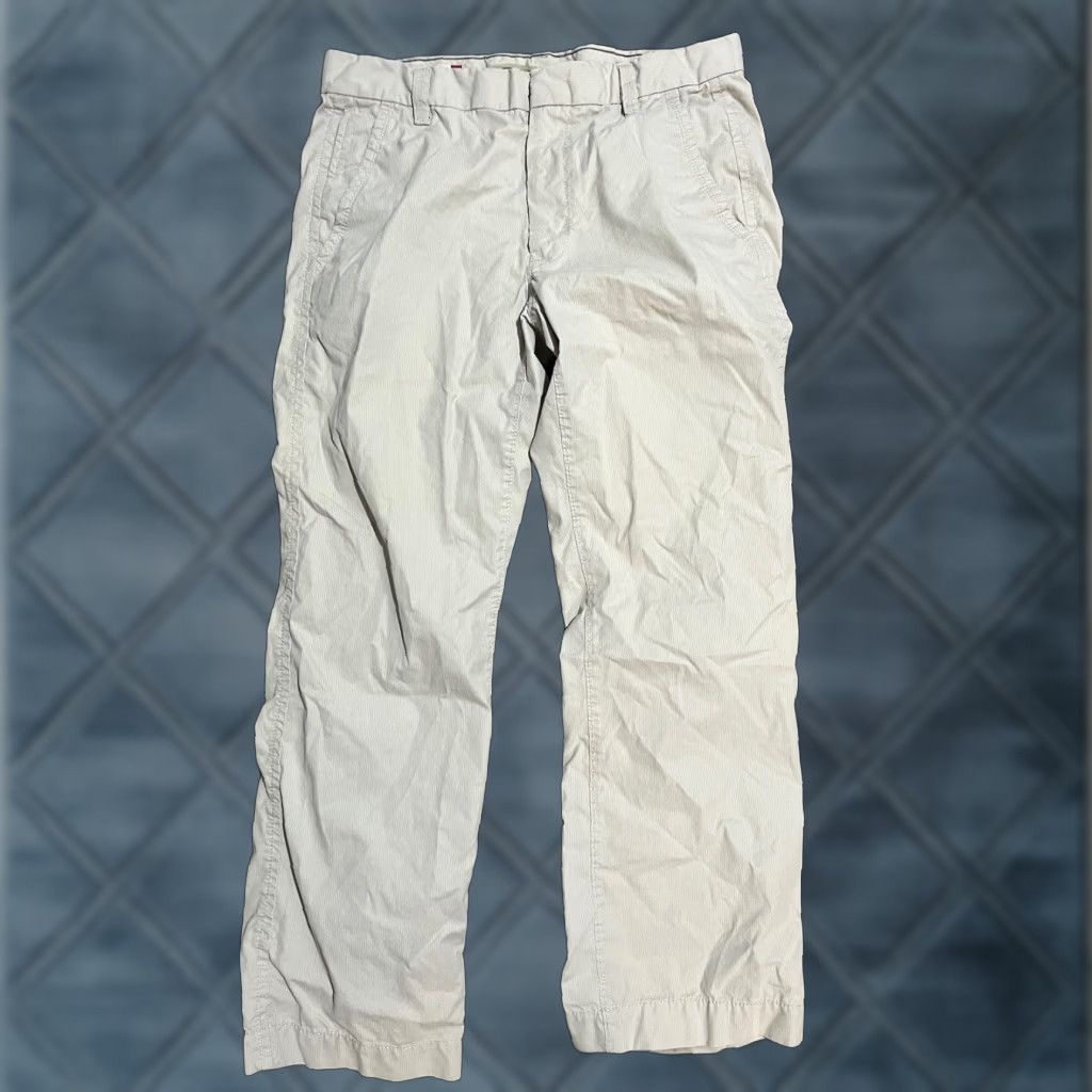 Gap VINTAGE Gap Chino Pants Mens Regular 35x30 Beige Solid Cotton Pants Mens 90s Preppy Style Men's Size US 35 - 1 Thumbnail