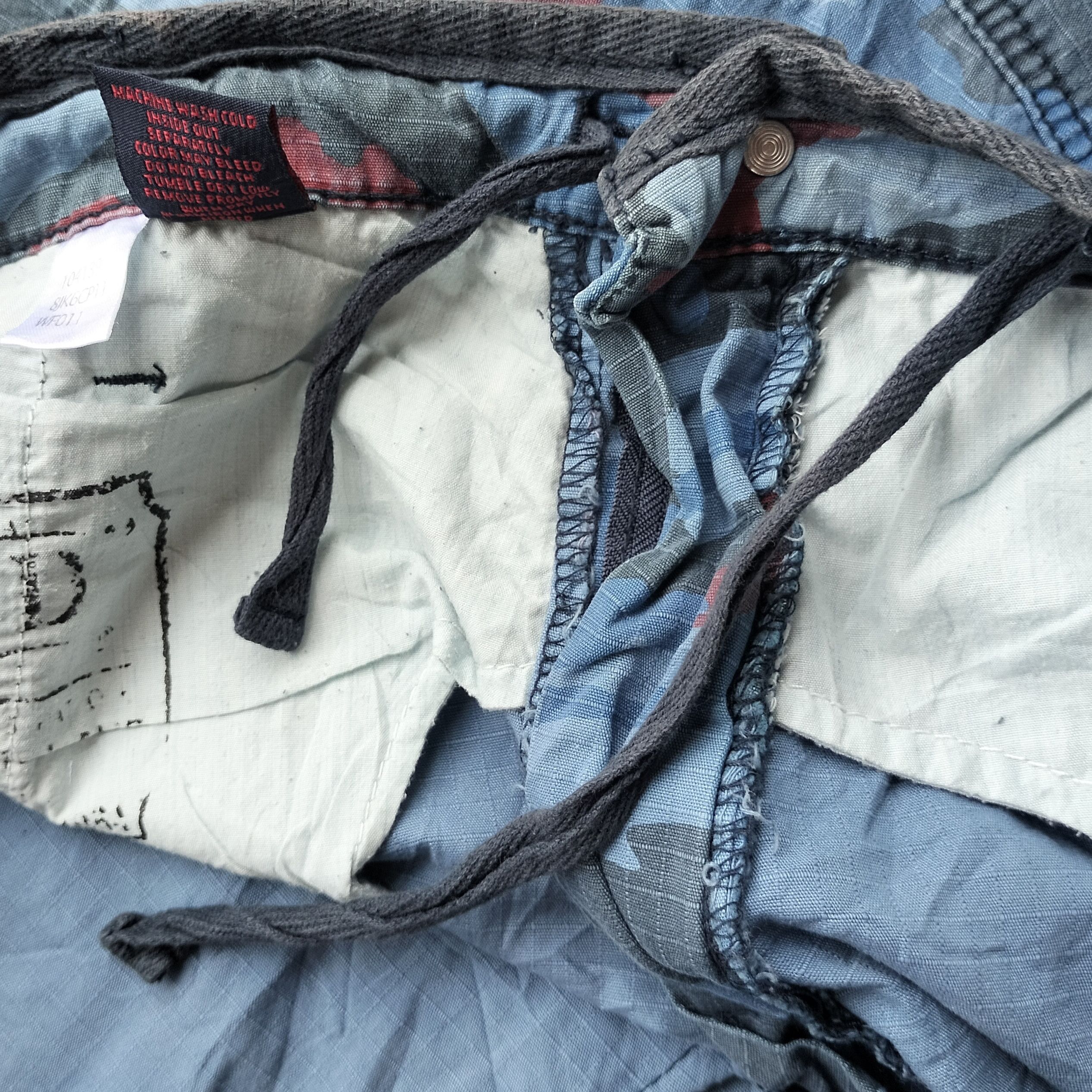 Marithe + Francois Girbaud Marithe francoi girbaud camouflage hybrid cargo short Size US 40 / EU 56 - 12 Thumbnail
