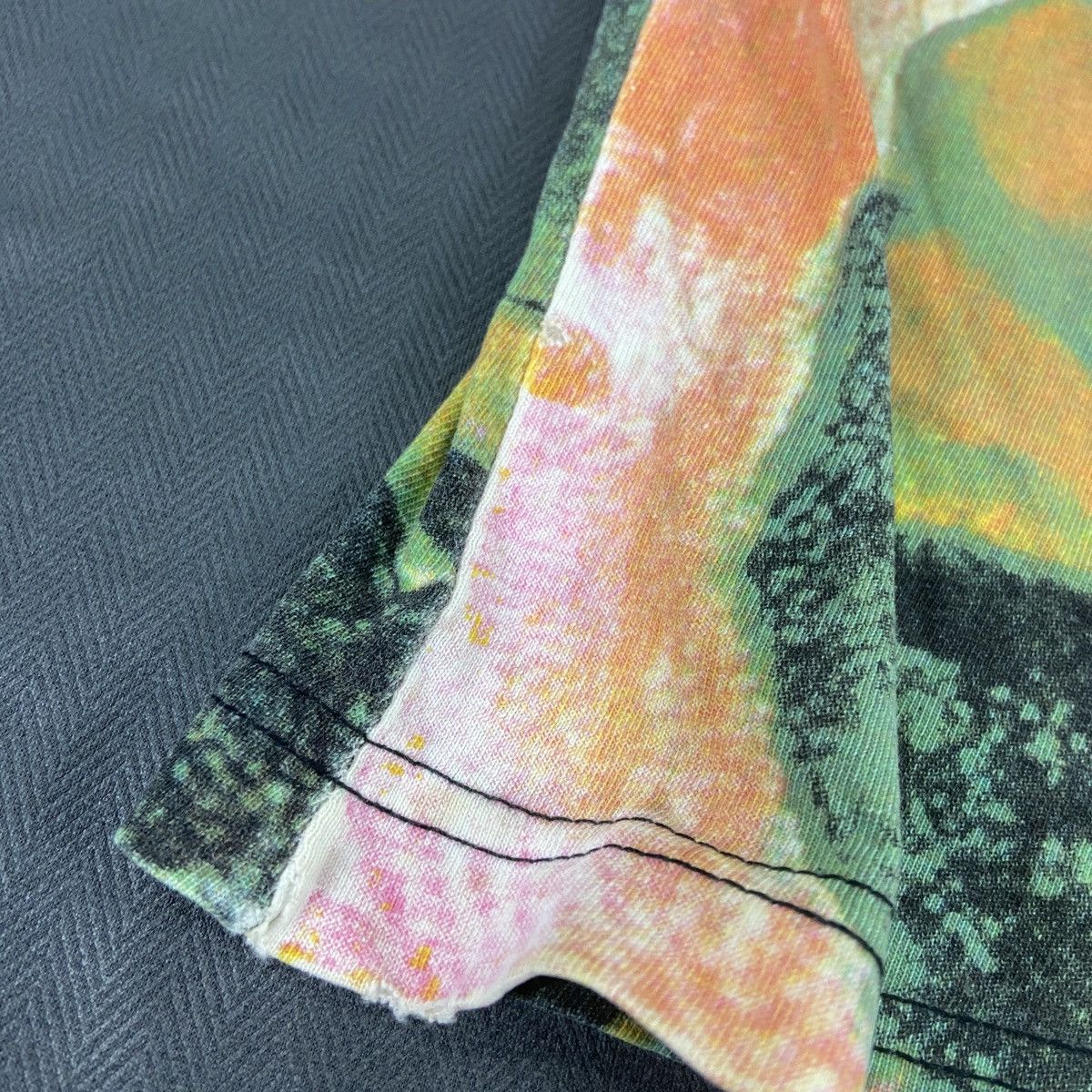 Vintage VINTAGE 90’s HOMME ET FEMME FULLPRINT TEE Size US L / EU 52-54 / 3 - 10 Thumbnail