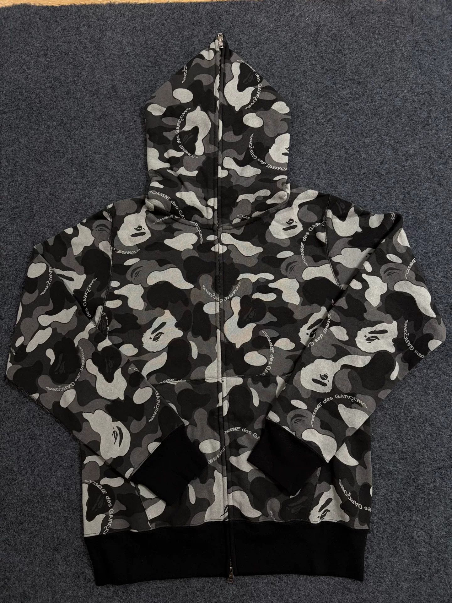 Bape Bape Cdg Multi Shark Sweatshirt Size US M / EU 48-50 / 2 - 1 Thumbnail