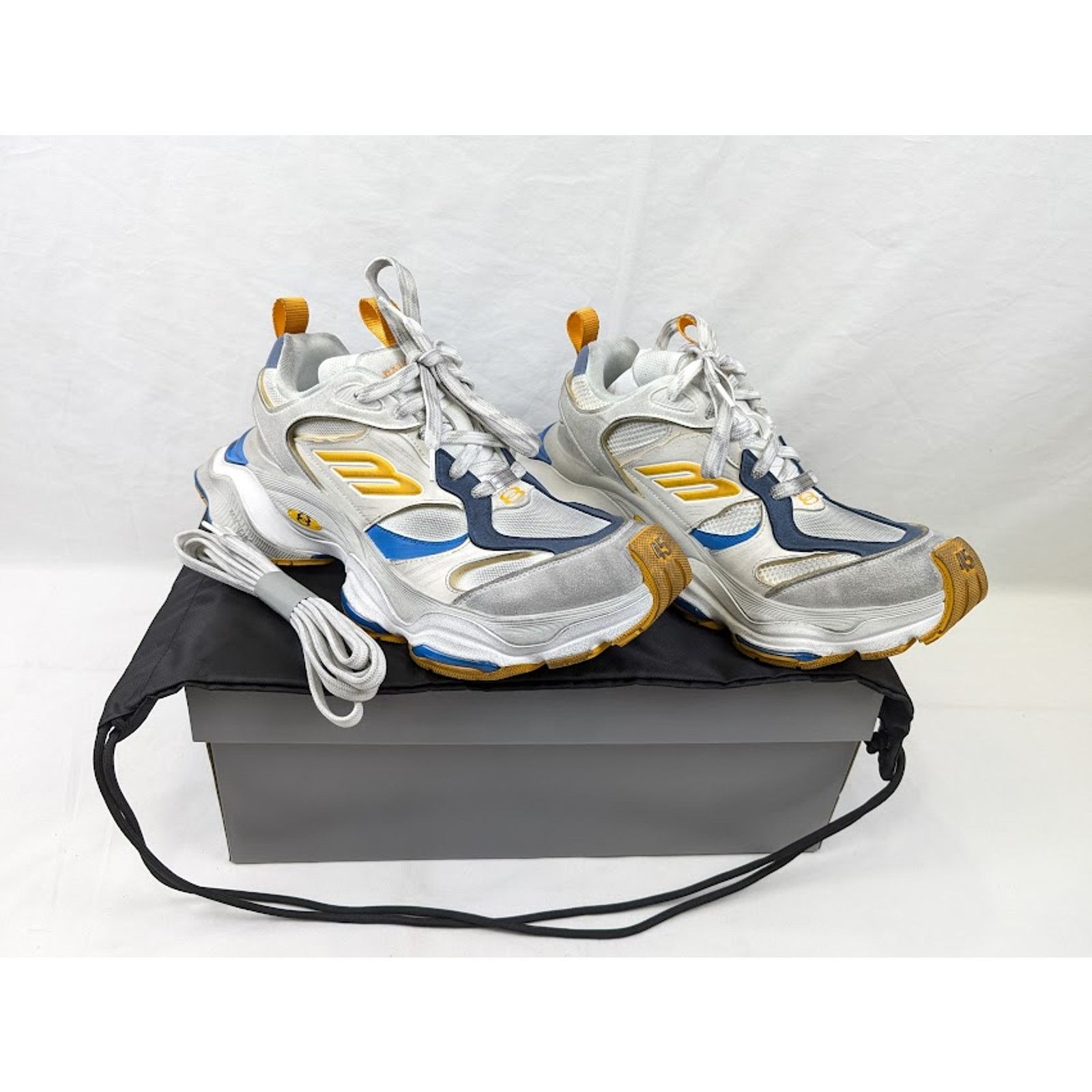 Balenciaga o1rshd1 Cargo Suede Low-Top Sneakers White/Grey/Orange/Blue Size US 10 / EU 43 - 21 Thumbnail