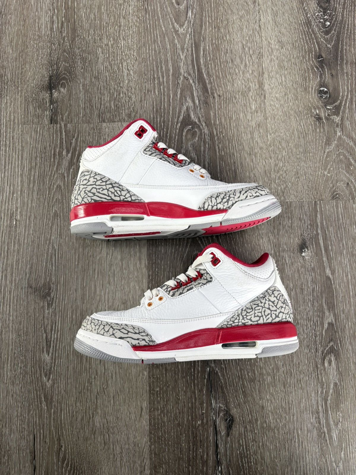 Jordan Brand Air Jordan 3 Retro “Cardinal” (GS) **PRE-OWNED** Size US 6.5 / EU 39-40 - 2 Thumbnail