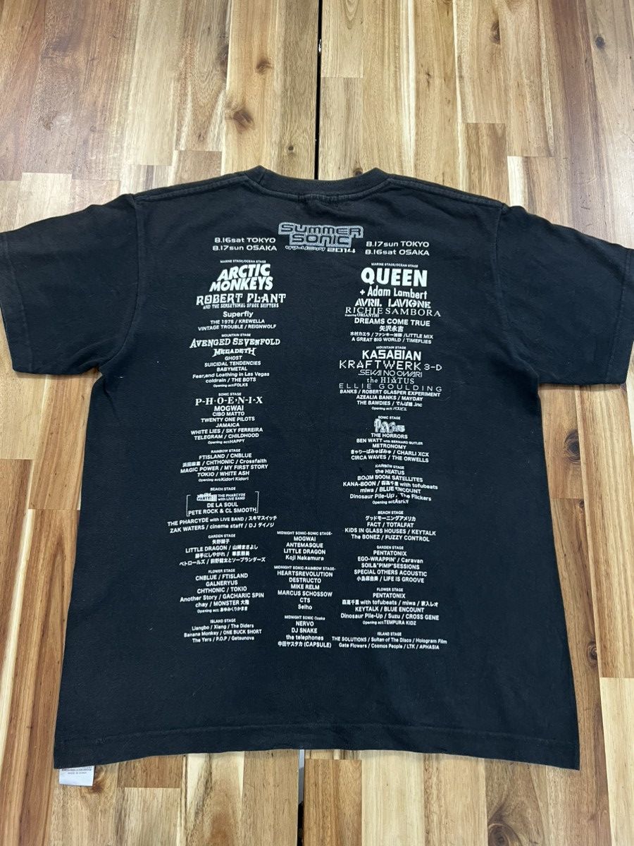 Band Tees × Japanese Brand × Vintage Vintage Summer Sonic Artic Monkey Queen Tees Size US S / EU 44-46 / 1 - 2 Thumbnail