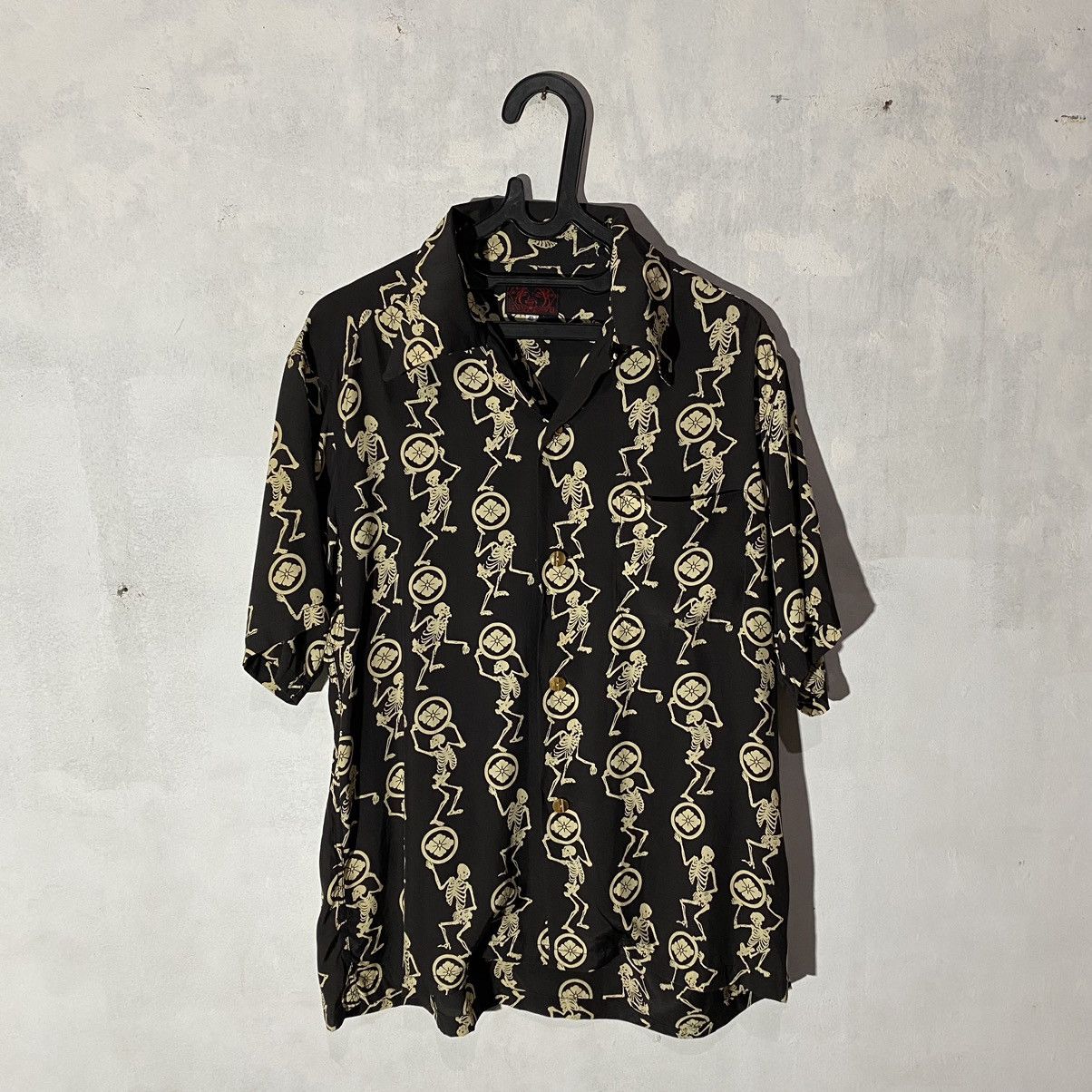 Evisu Evisu Far East Japan Multi Skeleton Hawaiian Rayon Shirt Size US L / EU 52-54 / 3 - 4 Thumbnail