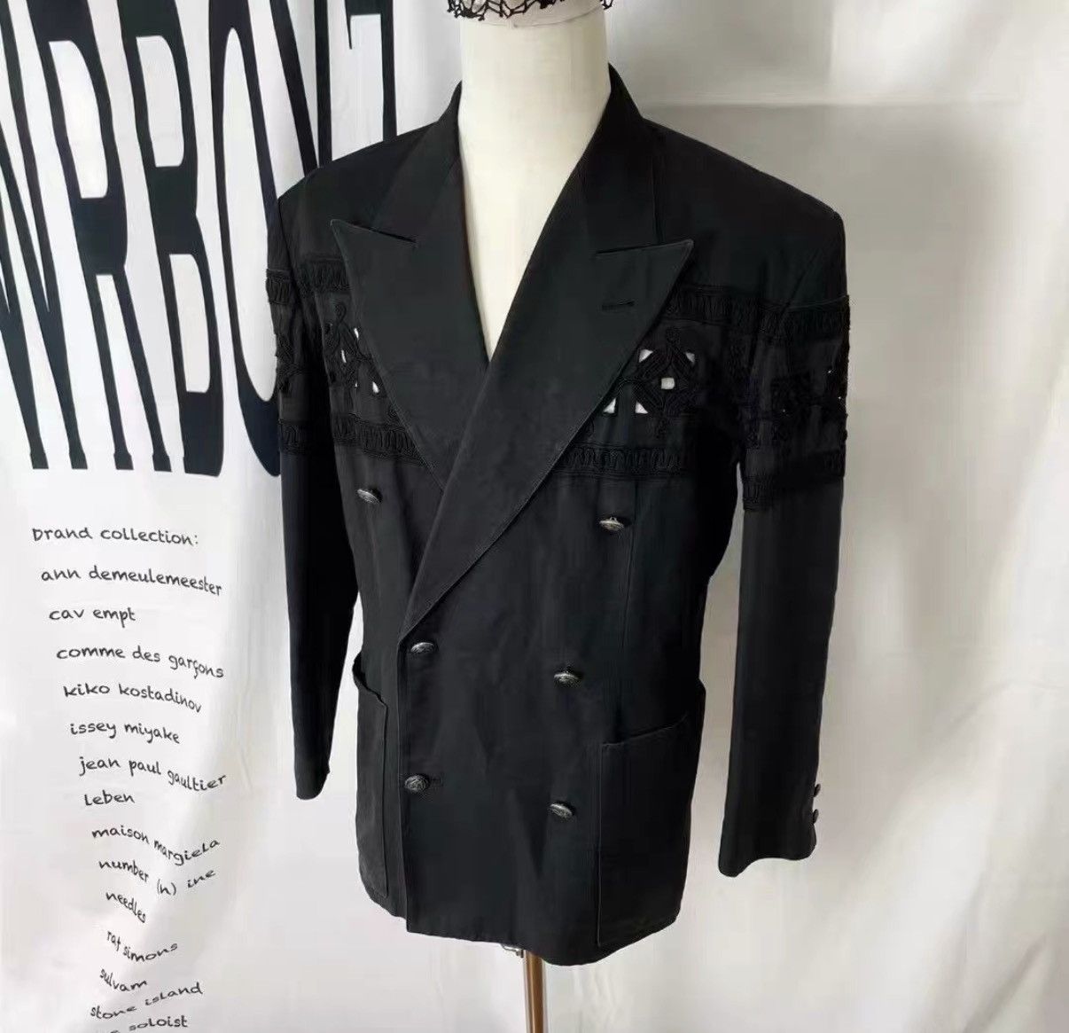 Jean Paul Gaultier Jean Paul Gaultier Embroidered Cut-Out Peak Lapel Blazer J29 Size US M / EU 48-50 / 2 - 1 Thumbnail