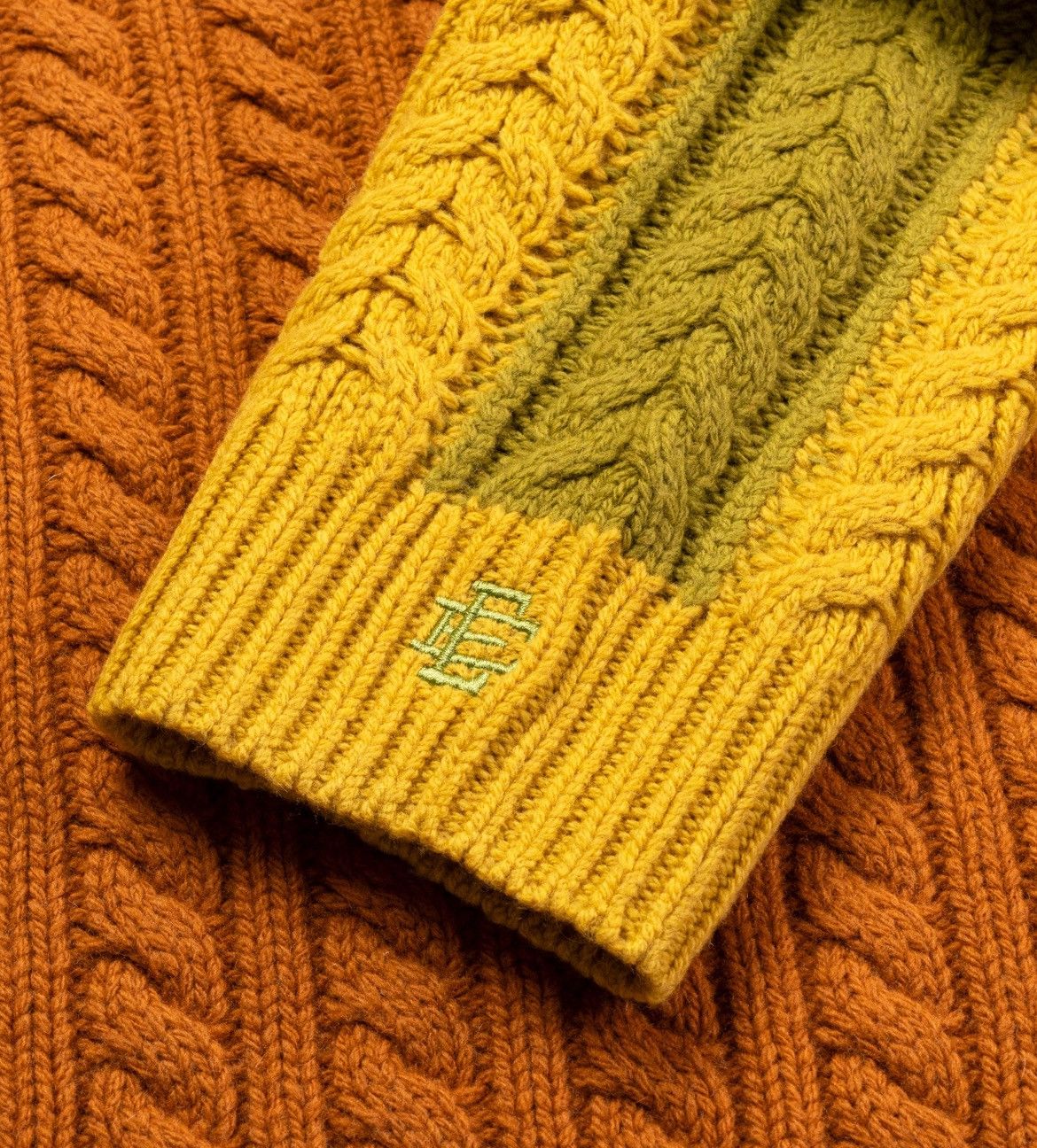 Eric Emanuel Eric Emanuel EE cable knit brown & yellow sweater large Size US L / EU 52-54 / 3 - 2 Thumbnail