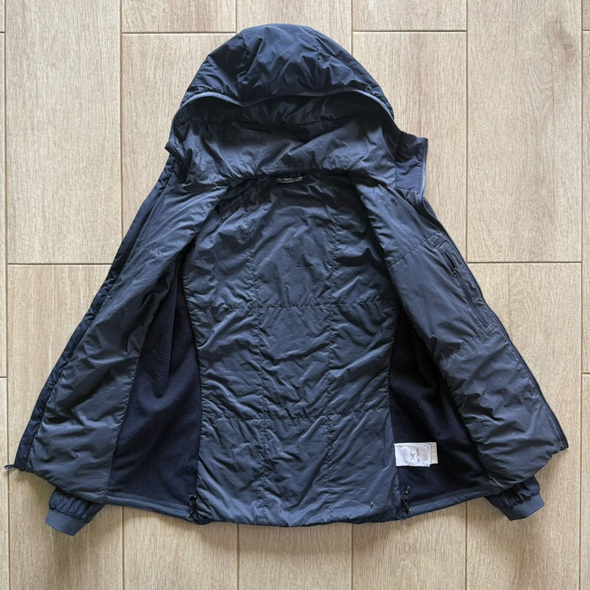 Arc'teryx Arc’teryx Atom LT Hoody Women’s Navy Size M / US 6-8 / IT 42-44 - 7 Thumbnail