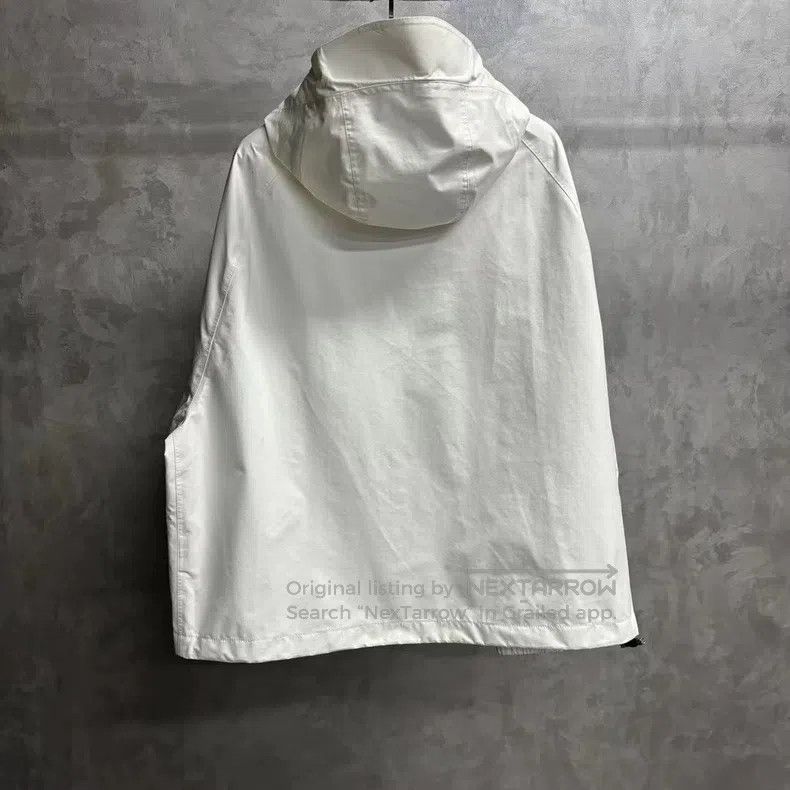 Givenchy Givenchy White Printed Pattern Logo Windbreaker Size US M / EU 48-50 / 2 - 2 Thumbnail