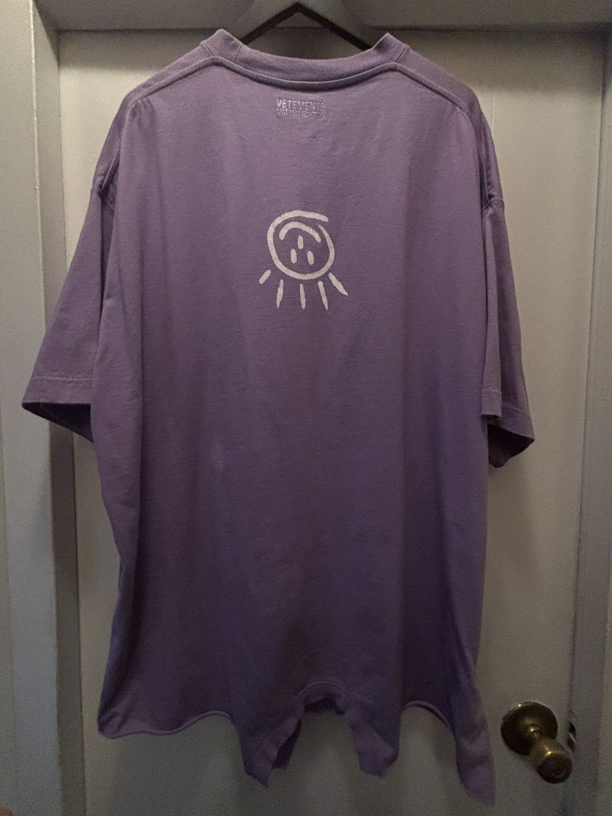 Vetements VETEMENTS UPSIDE DOWN T-SHIRT Size US XL / EU 56 / 4 - 12 Thumbnail