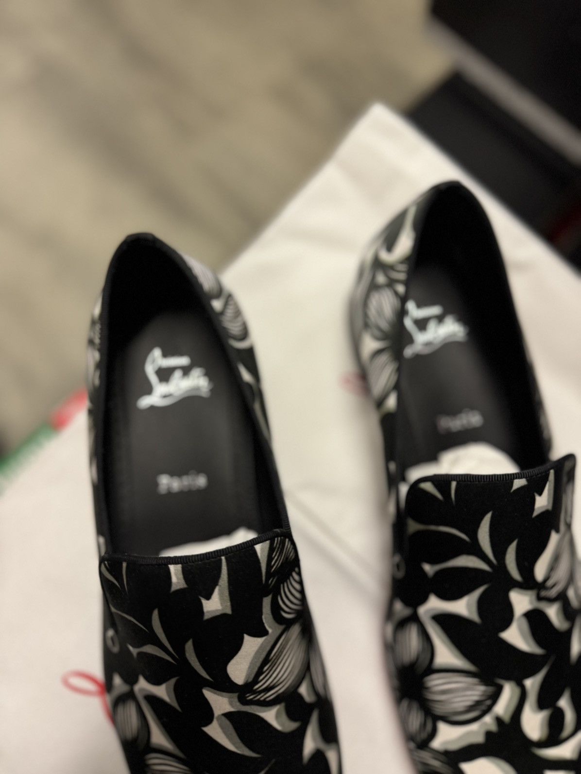 Christian Louboutin Christian louboutin dandelion shoes size 10 new Size US 10 / EU 43 - 2 Thumbnail
