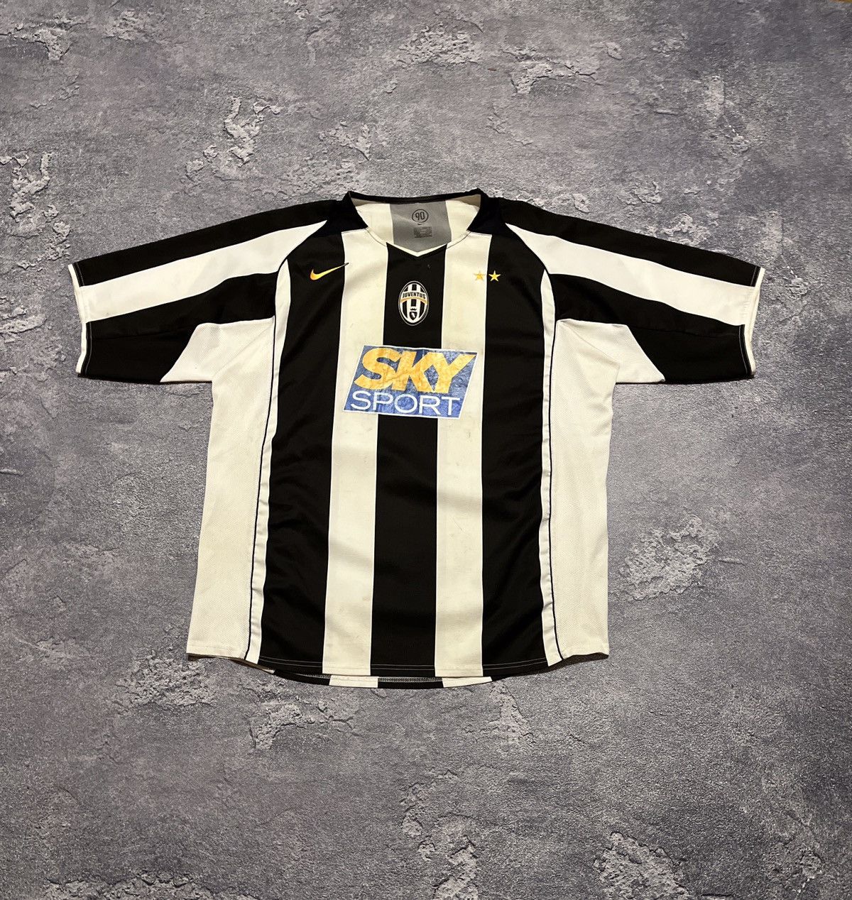 Nike × Vintage Nike Juventus Vintage 2004/2005 Third Jersey Size US XL / EU 56 / 4 - 1 Thumbnail