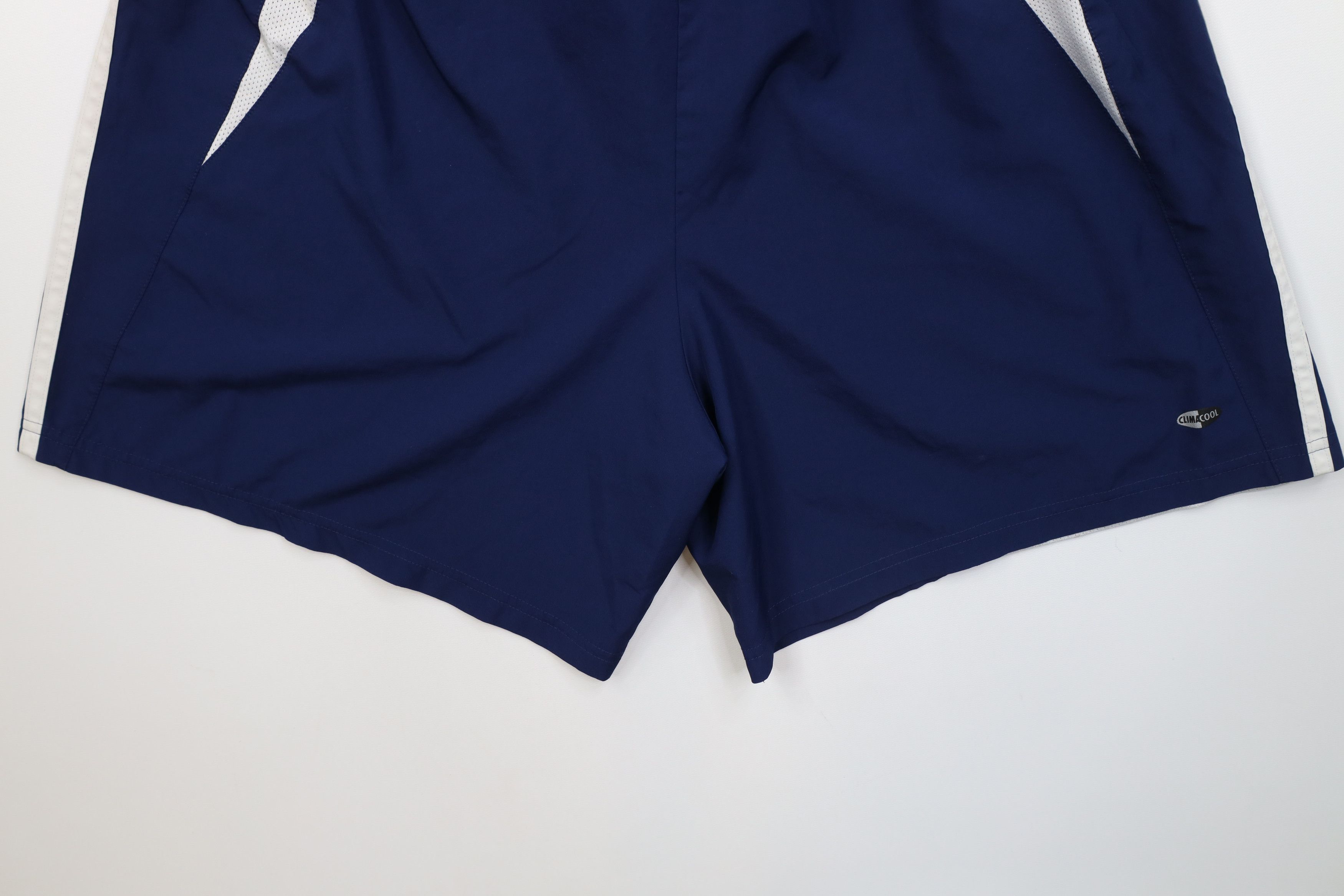 Adidas Vintage Y2K 2005 Adidas Running Jogging Soccer Shorts Blue Size US 34 / EU 50 - 13 Thumbnail
