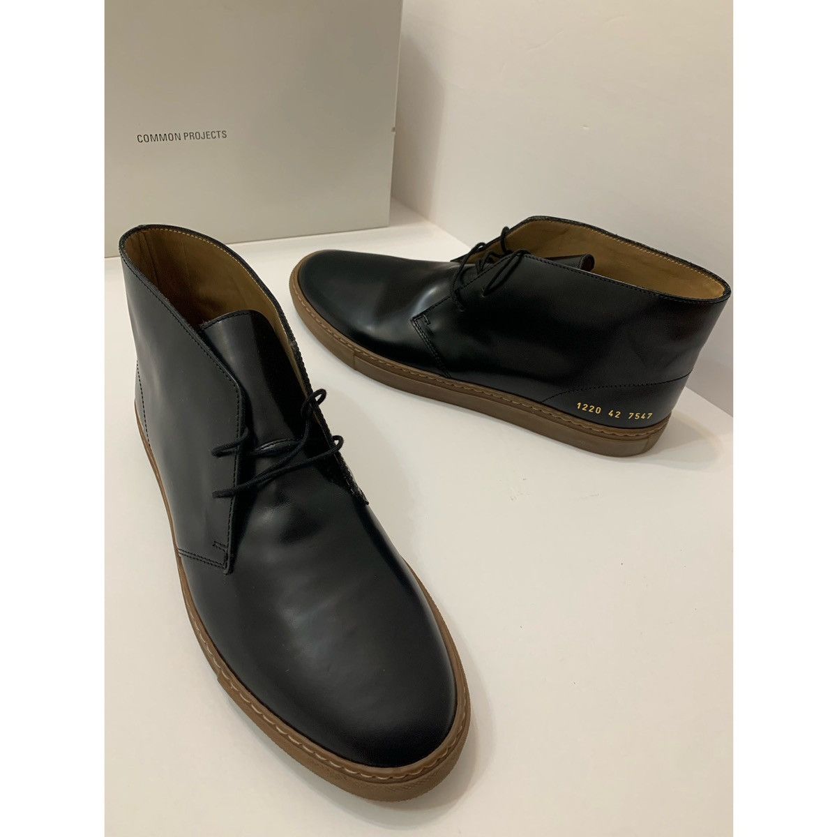 Common Projects COMMON PROJECTS CHUKKA SHINY BLACK BOOT Size US 9 / EU 42 - 12 Thumbnail