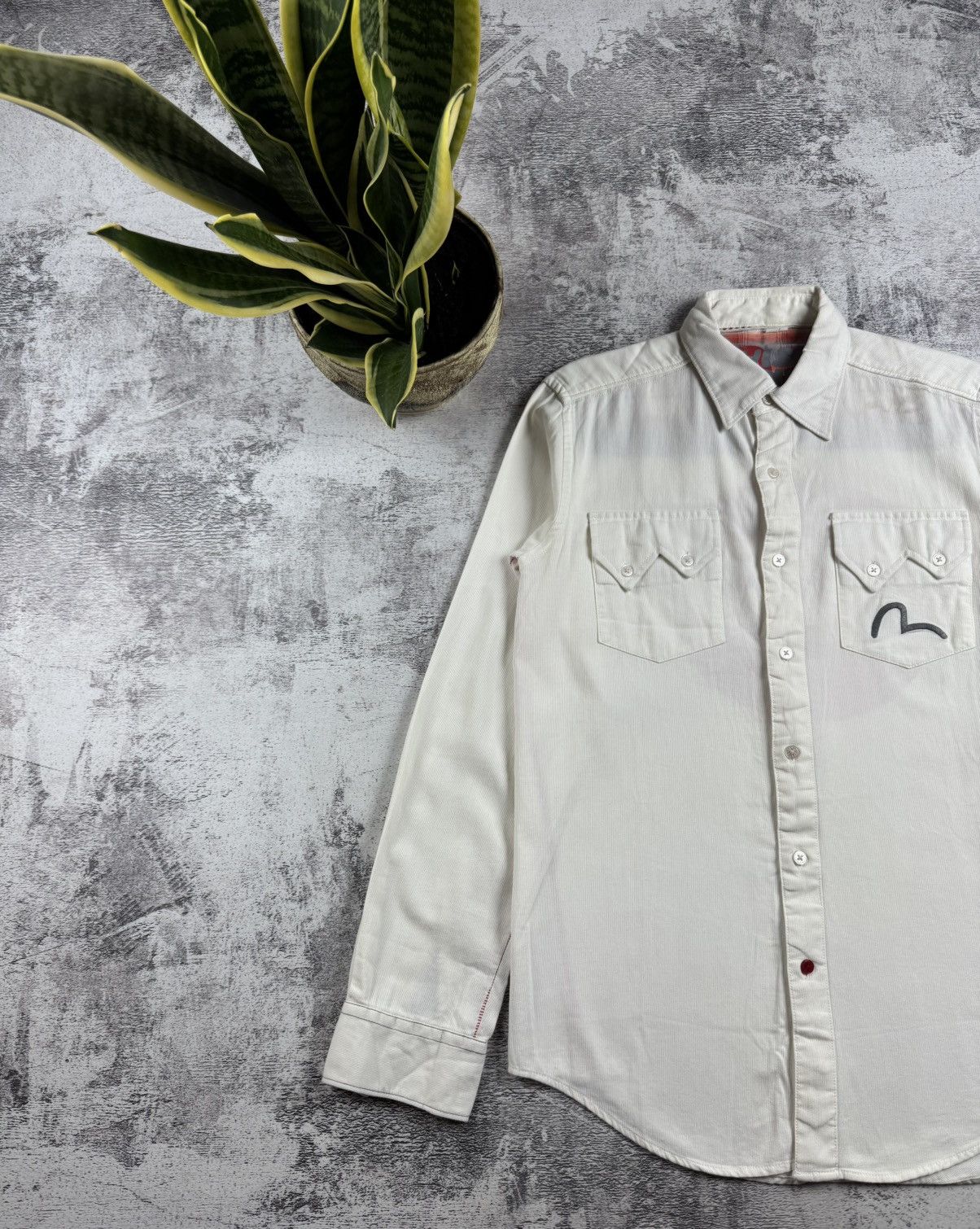 Evisu Evisu Gensis Japan Flag Velour Corduroy Medium Button Longsleeve Shirt Size US M / EU 48-50 / 2 - 10 Thumbnail