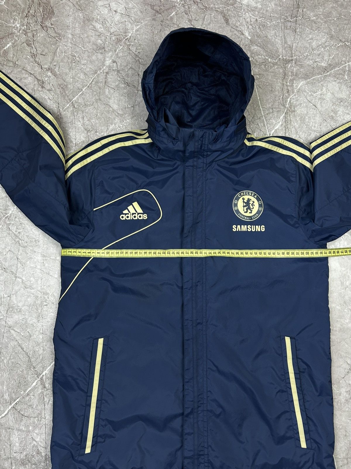 Adidas Vintage Chelsea soccer jacket adidas big logo size m Size US M / EU 48-50 / 2 - 16 Thumbnail
