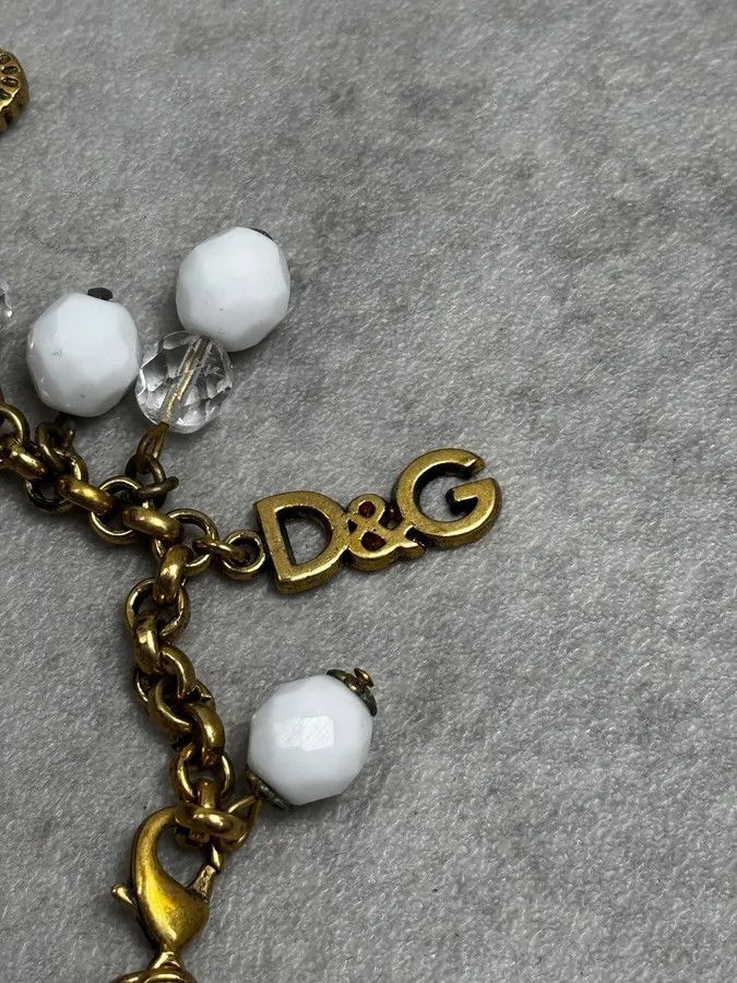 Dolce & Gabbana 2000s Dolce & Gabbana Gold Metal Pearl Charm Bracelet Size ONE SIZE - 6 Thumbnail