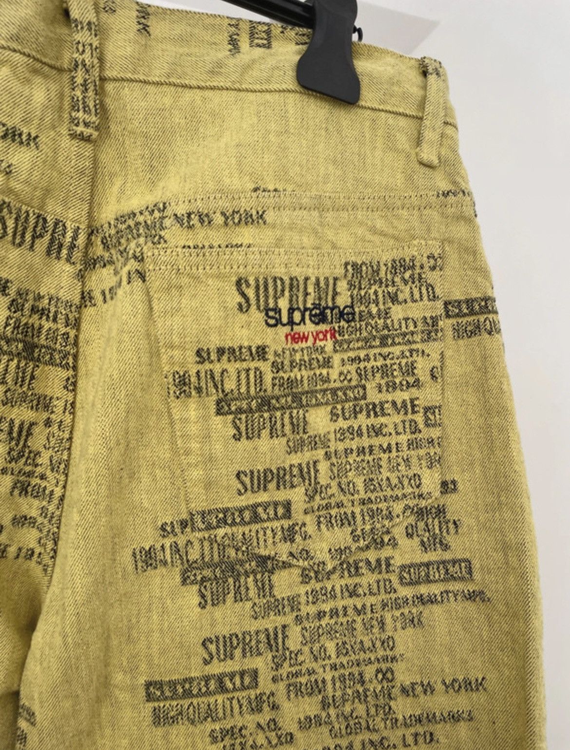 Supreme Supreme Trademark Jacquard Baggy Jean Yellow Washed Size US 30 / EU 46 - 6 Thumbnail