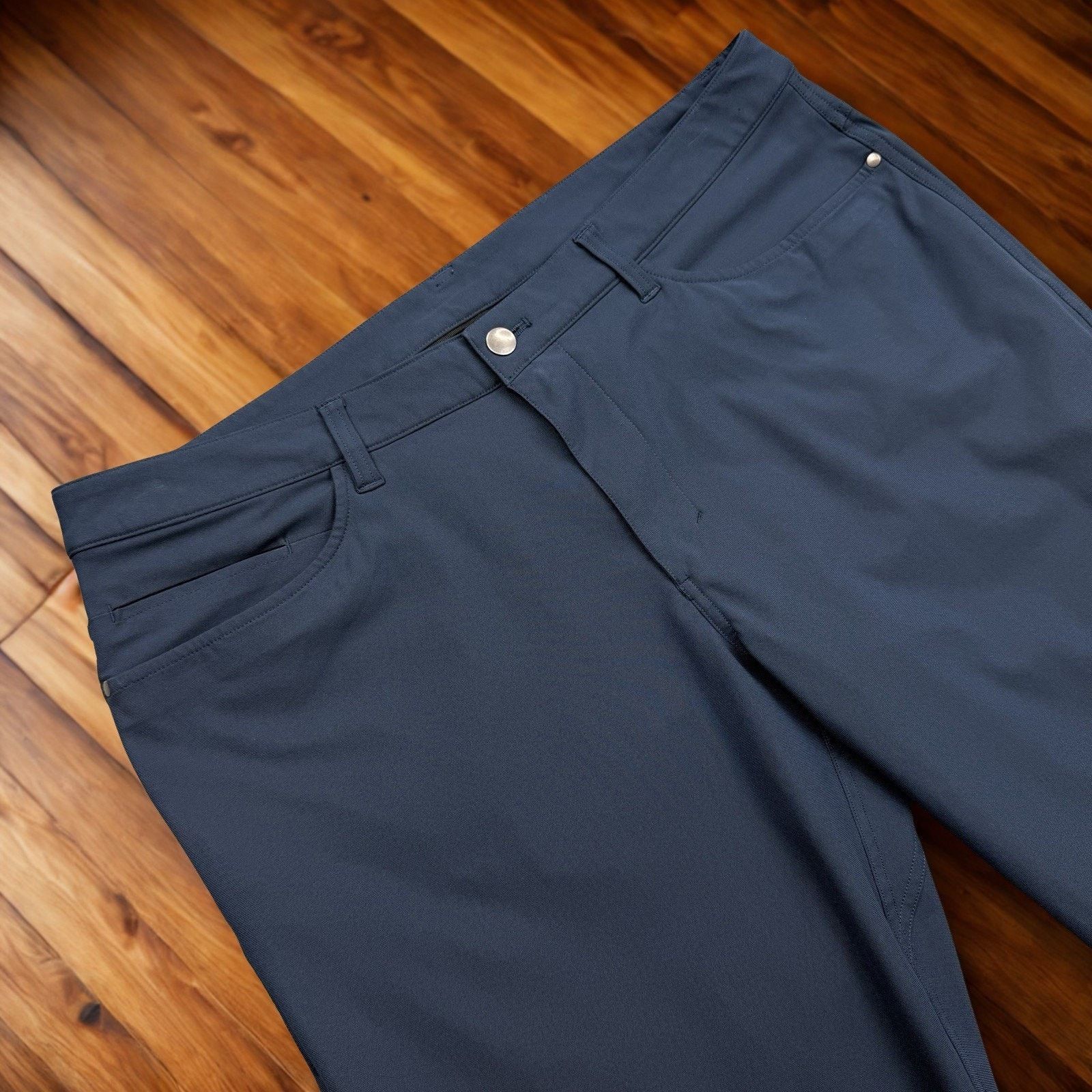 Lululemon Lululemon ABC Pants 36x28 Classic Fit Warpstreme 5 Pocket Size US 36 / EU 52 - 6 Thumbnail