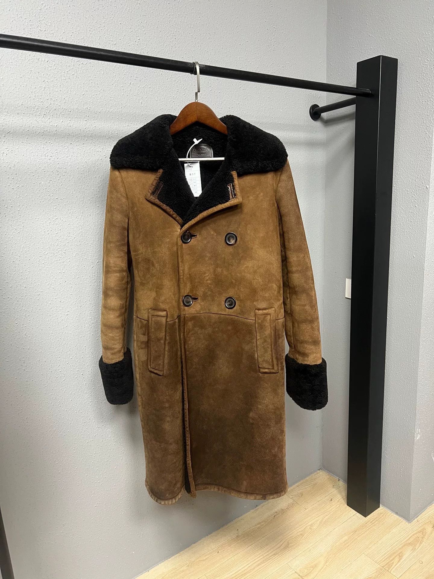 Prada brown fur coat by Prada Size US L / EU 52-54 / 3 - 1 Thumbnail