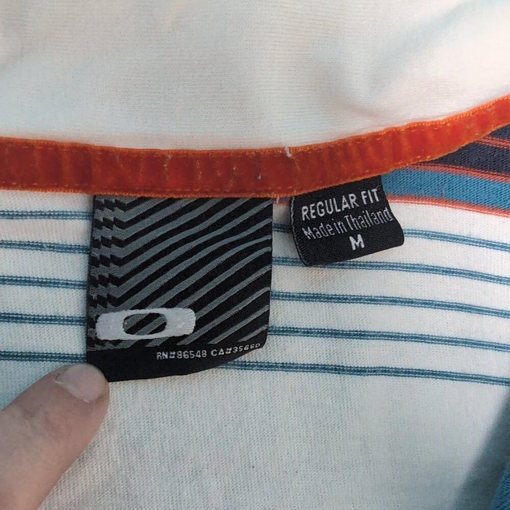 Oakley Vintage Oakley Striped Polo T Shirt Made in Thailand Size M Size US M / EU 48-50 / 2 - 3 Thumbnail