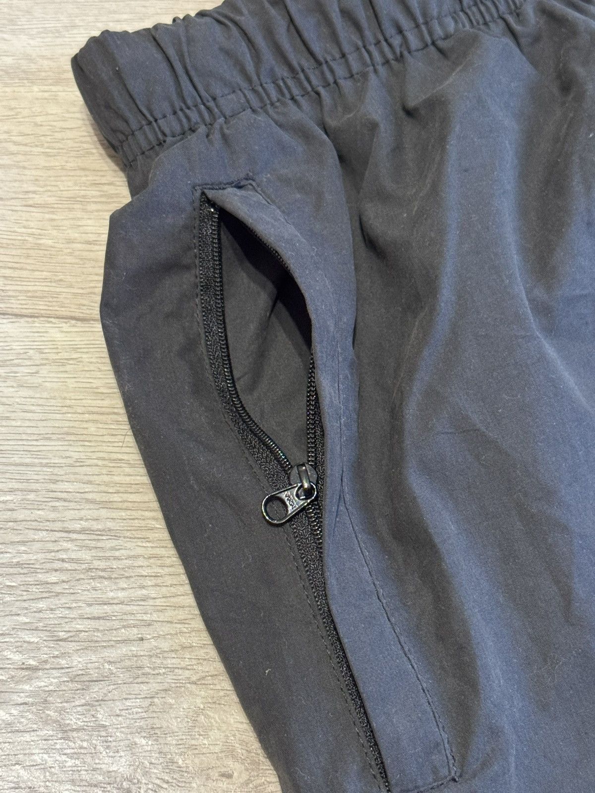 Nike 🔷Vintage Nike Nylon Y2K Track pants🔷 Size US 36 / EU 52 - 4 Thumbnail
