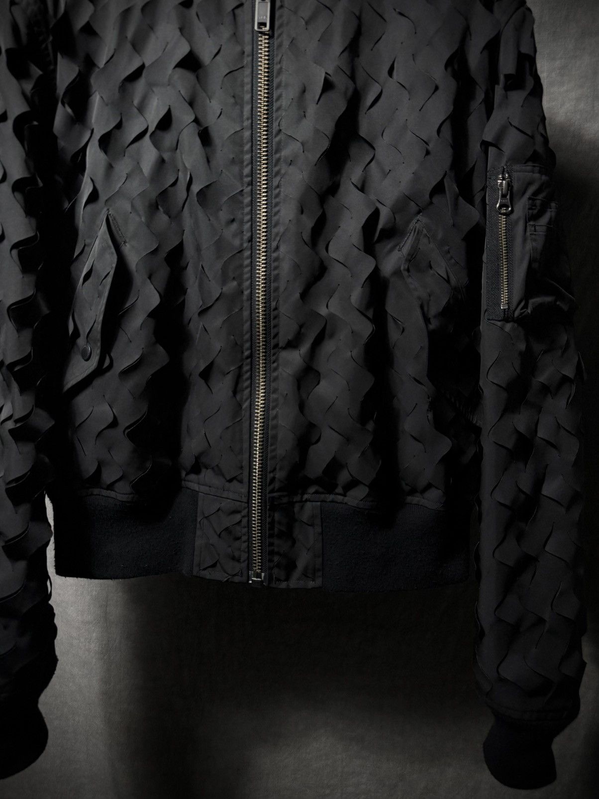 JOHN LAWRENCE SULLIVAN John Lawrence Sullivan 17AW 3D Woven Ribbon MA-1 Bomber Size US L / EU 52-54 / 3 - 5 Thumbnail
