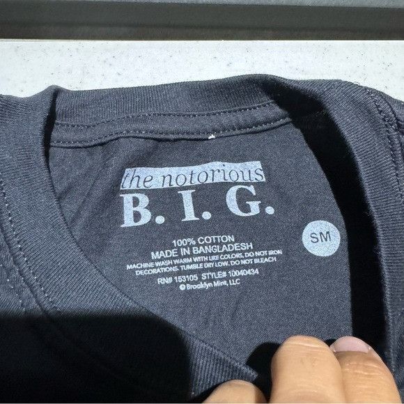 Designer × Urban Outfitters NEW THE NOTORIOUS B.I.G TRUST NOBODY BLACK T-SHIRT SZ SMALL Size US S / EU 44-46 / 1 - 6 Thumbnail