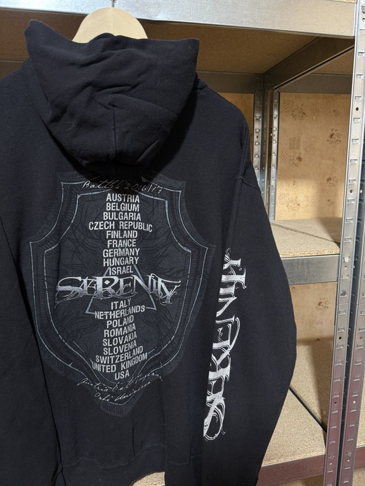 Band Tees × Vintage Vintage Serenity Rock Band Tour 2016 Retro Hoodie Y2K Size US XL / EU 56 / 4 - 4 Thumbnail