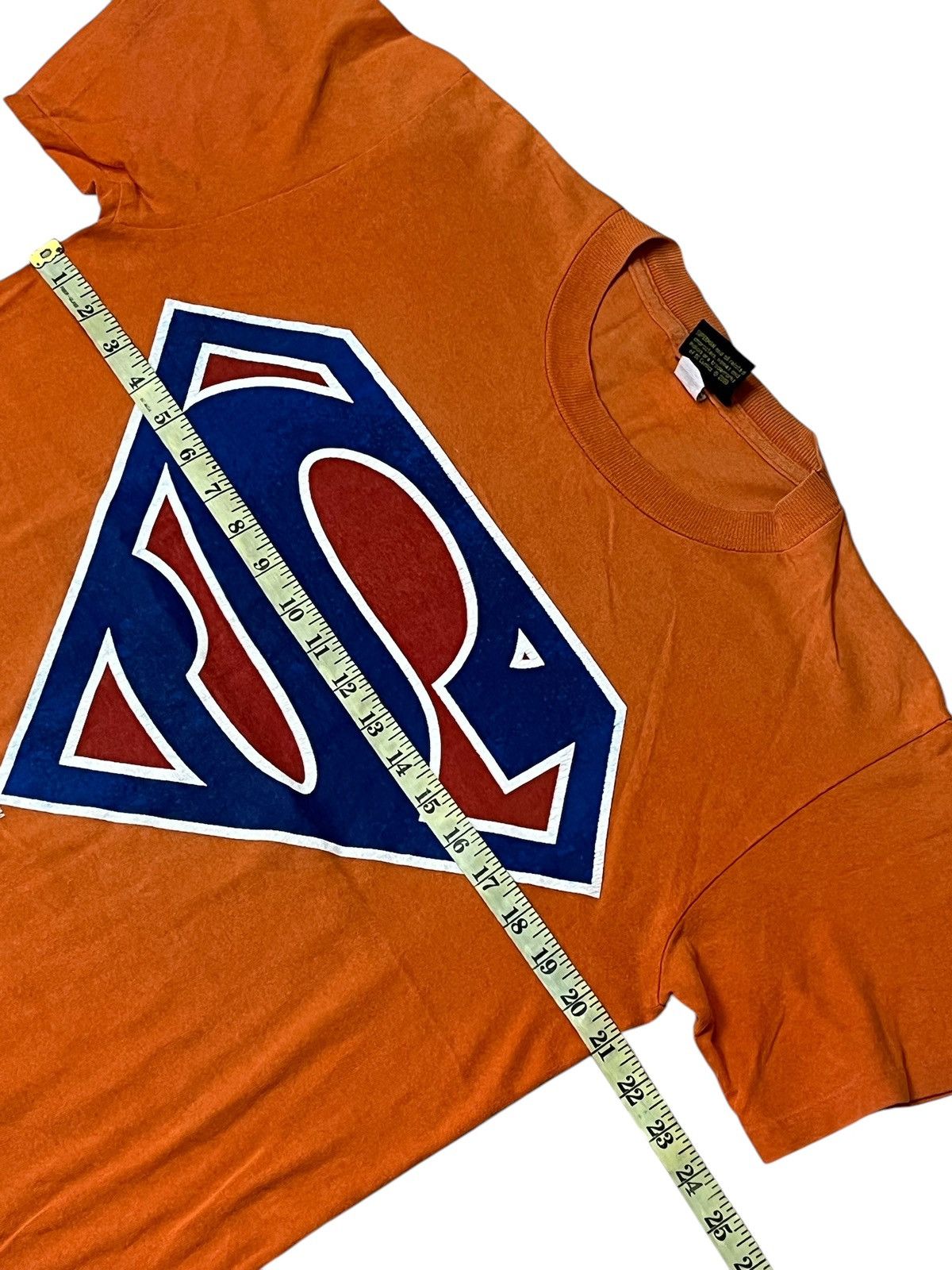 DC Comics DISTRESED🔥VINTAGE 90s SUPERMAN ICONIC LOGO 1997 TEE SHIRT Size US M / EU 48-50 / 2 - 9 Thumbnail