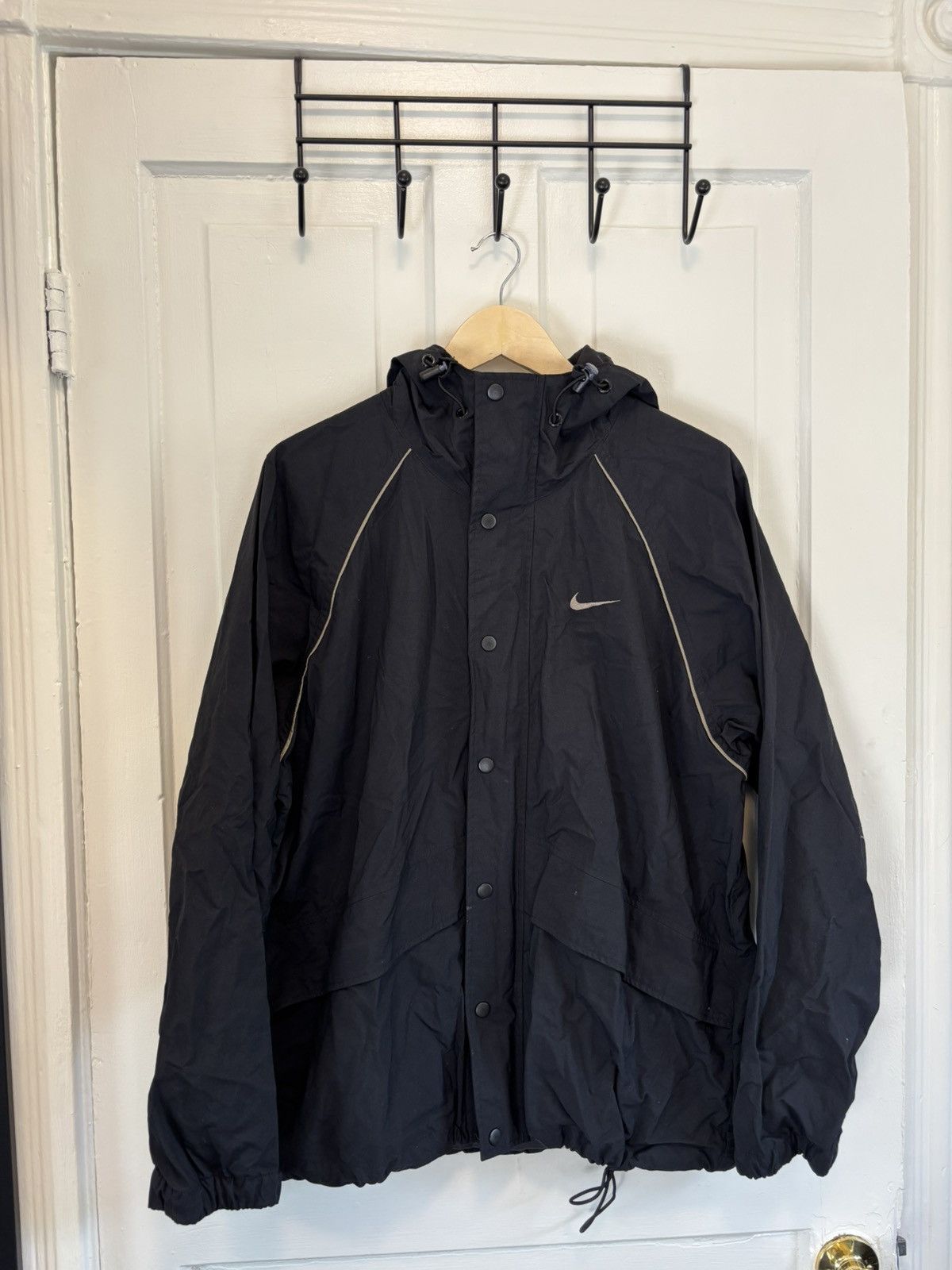 Nike Vintage Black Nike Windbreaker Size US L / EU 52-54 / 3 - 1 Thumbnail