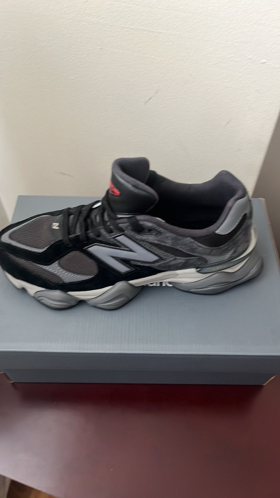 New Balance New Balance 9060: Black Castlerock Grey Size US 9 / EU 42 - 3 Thumbnail