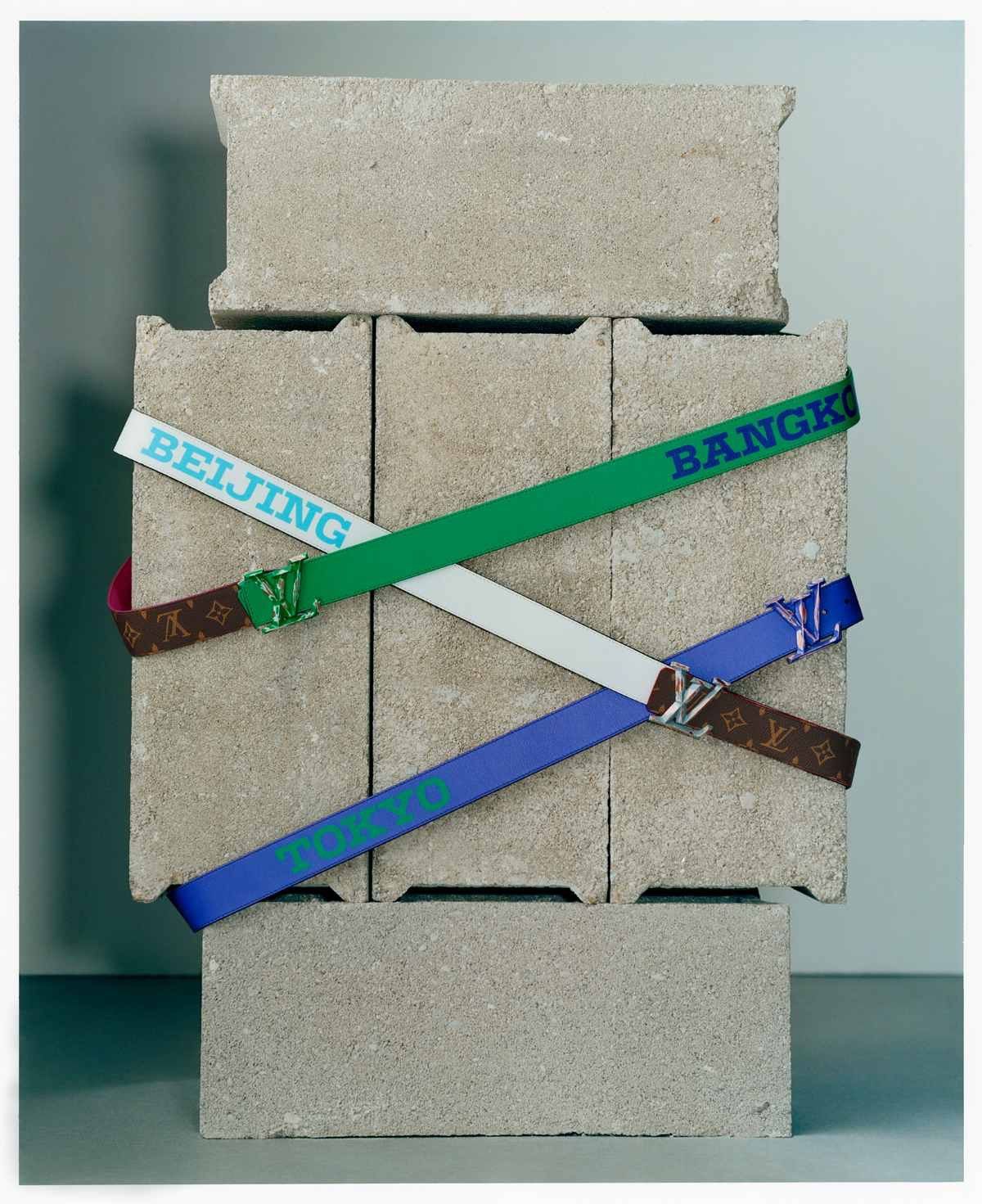 Louis Vuitton Louis Vuitton Virgil Abloh Red Monogram Chain Belt -Seoul Size ONE SIZE - 7 Thumbnail