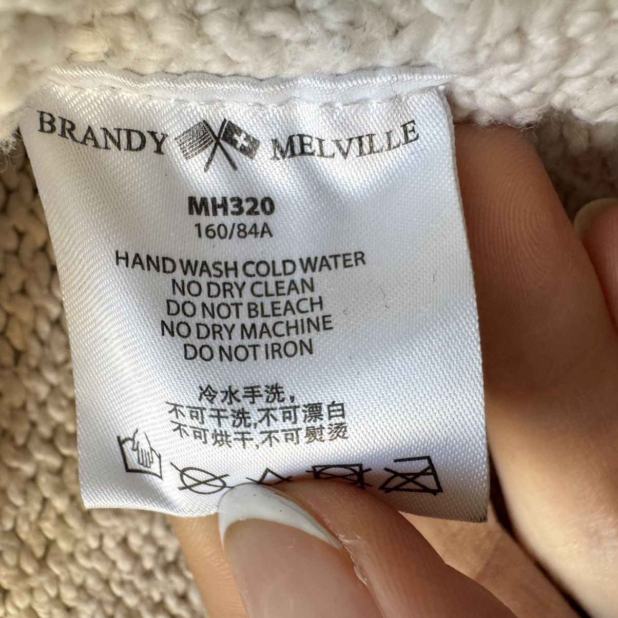 Brandy Melville Brandy Melville Oversized Brianna Sweater Size ONE SIZE - 6 Thumbnail