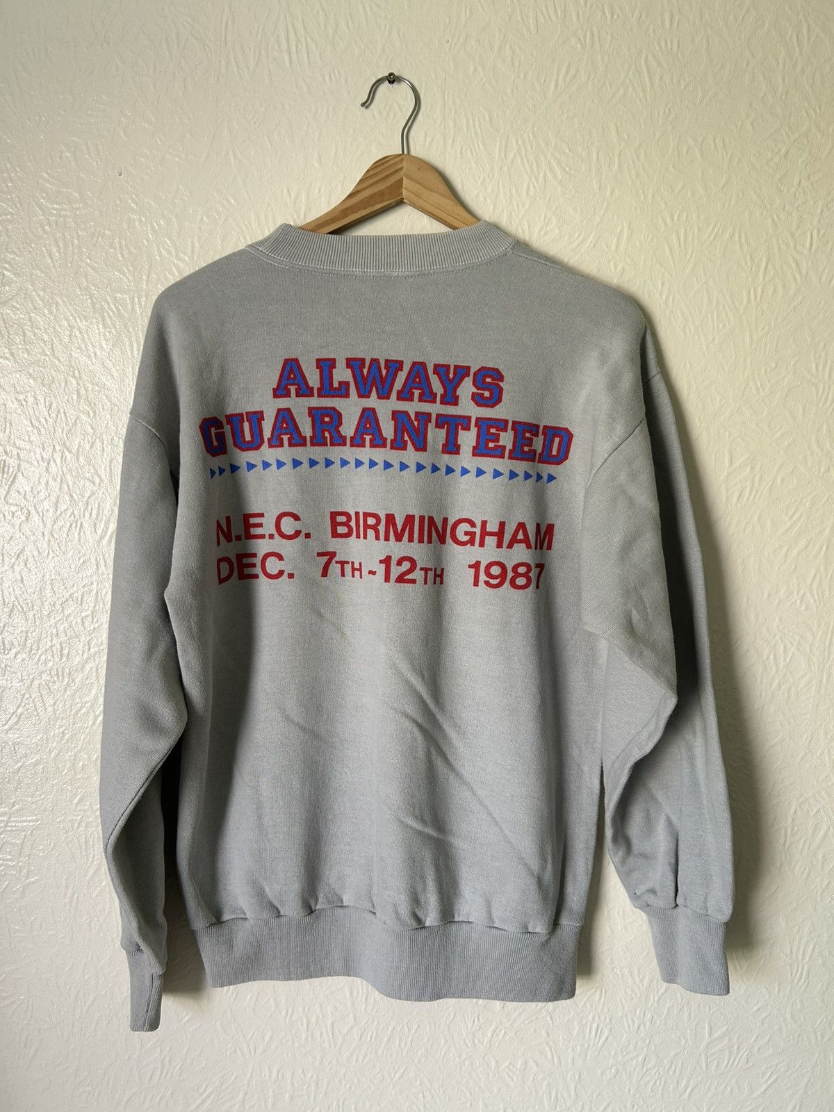 Other Cliff Richard Always Guaranteed" World Tour 87-88 sweatshirt Size M / US 6-8 / IT 42-44 - 5 Thumbnail