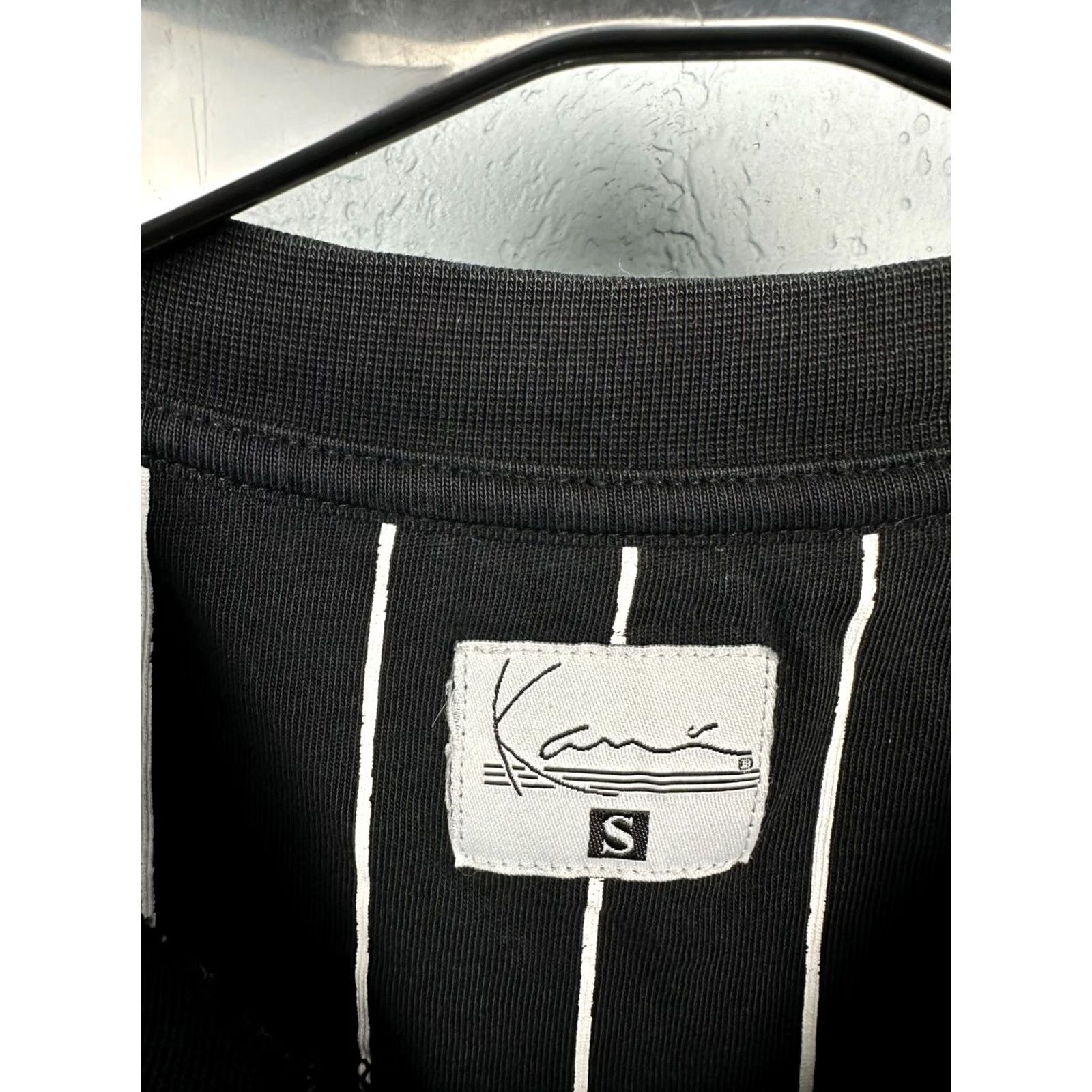 Karl Kani Karl Kani Mens Crew Neck Center Logo Striped T-Shirt S Black Cotton Logo T-Shirt Mens Size US S / EU 44-46 / 1 - 4 Thumbnail