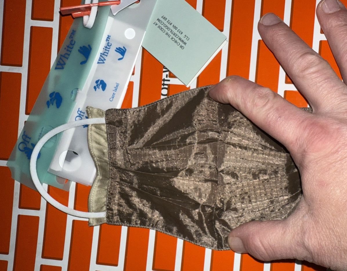 Off-White Off-White Face Mask, covering & Bag NEW! Genuine! S/M Unisex Size ONE SIZE - 10 Thumbnail