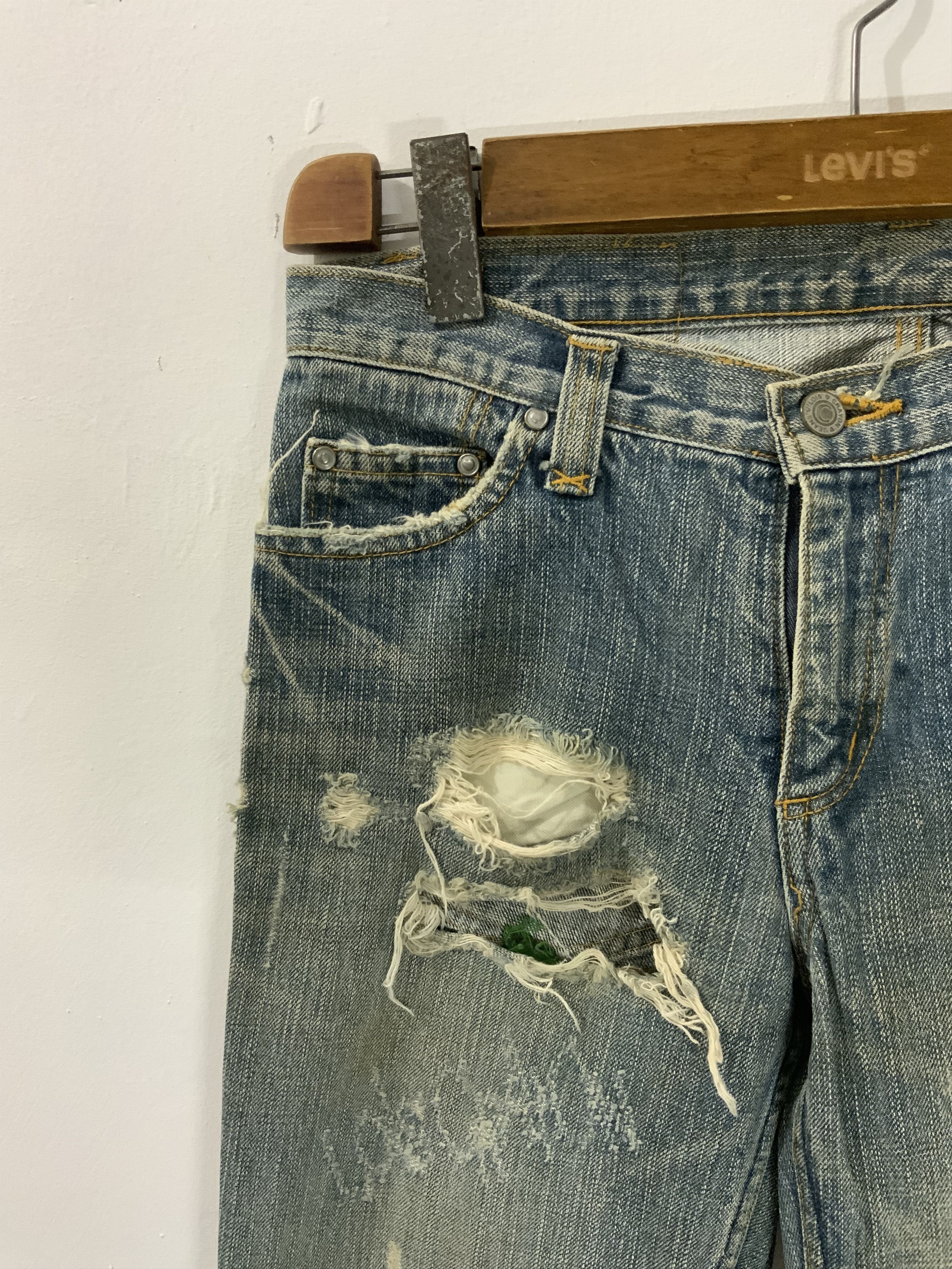 Japanese Brand Vintage Lois Crayon Atelier thirtyfour Distressed Denim Size US 31 - 7 Thumbnail
