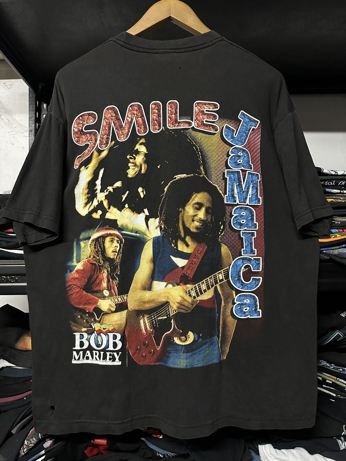 Band Tees Rare Vintage 90s Bob Marley Smile Faded Rap tee Size US XL / EU 56 / 4 - 1 Thumbnail