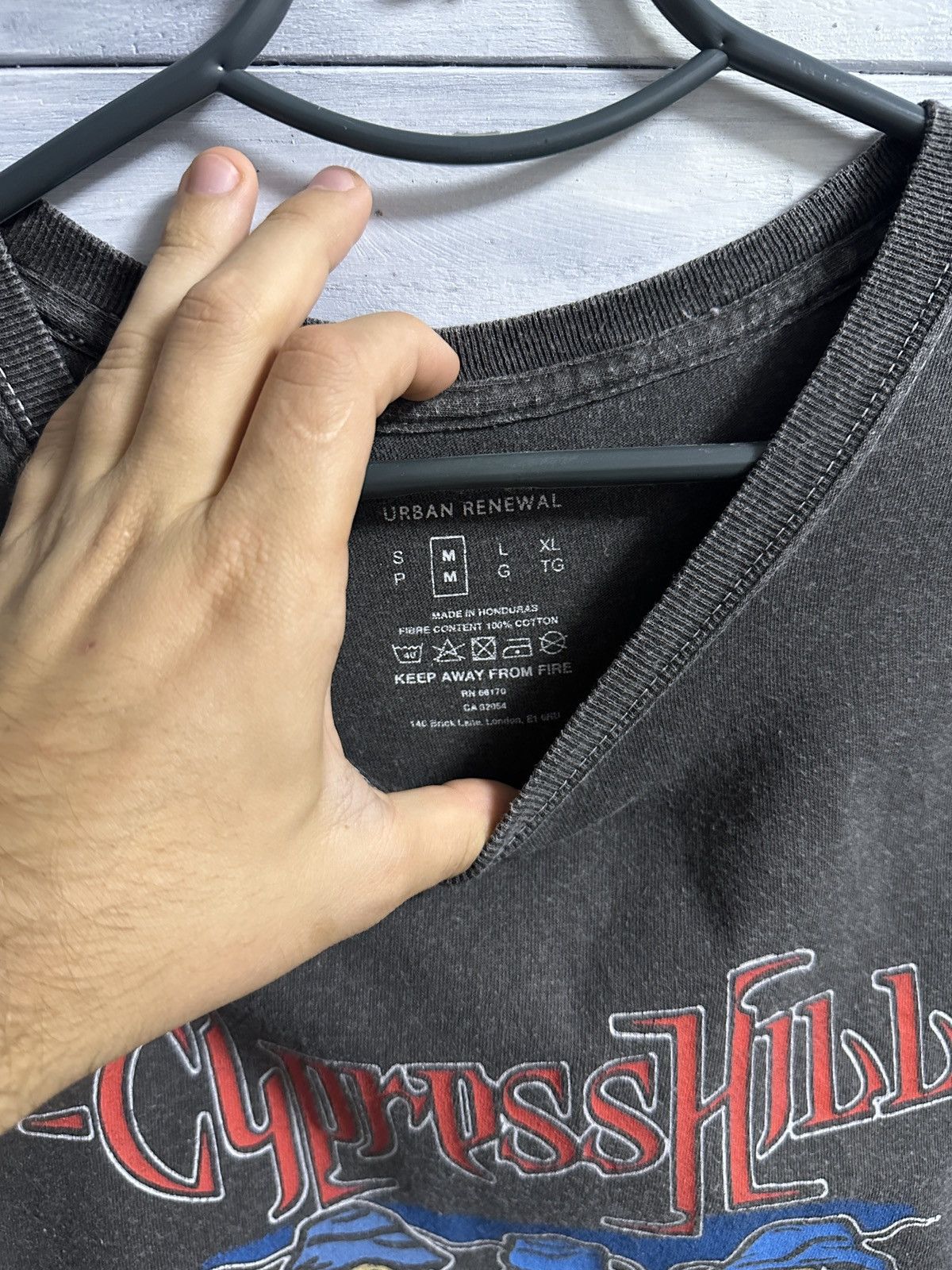 Band Tees Rare T-Shirt Cypress Hill Rap Band 2020 Y2K style Size M-L Size US L / EU 52-54 / 3 - 8 Thumbnail